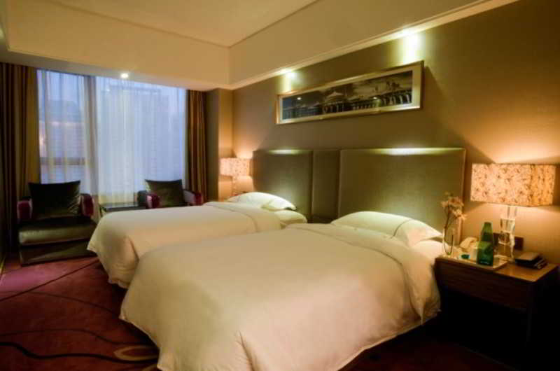 Double or Twin Executive