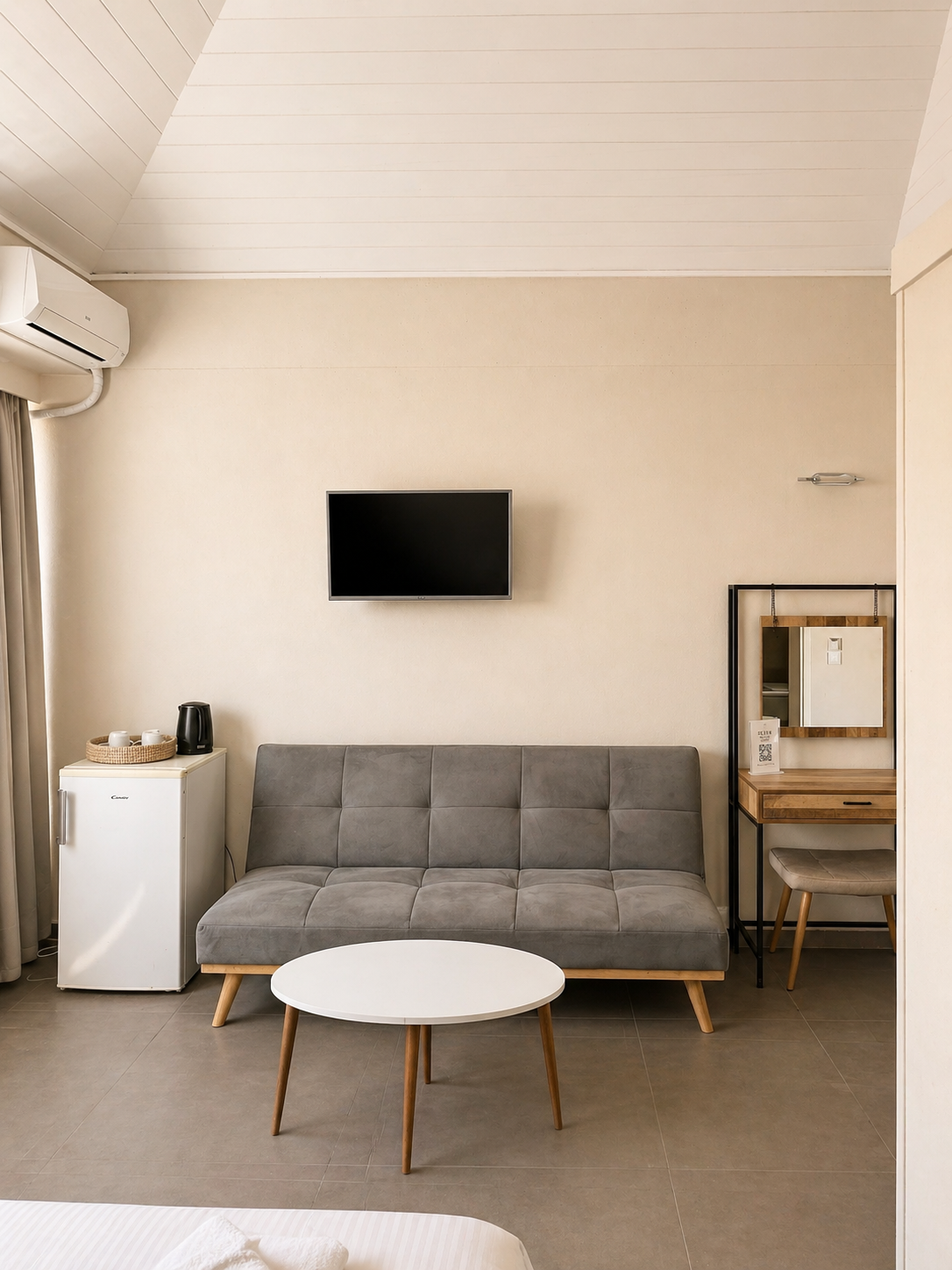 Studio Deluxe