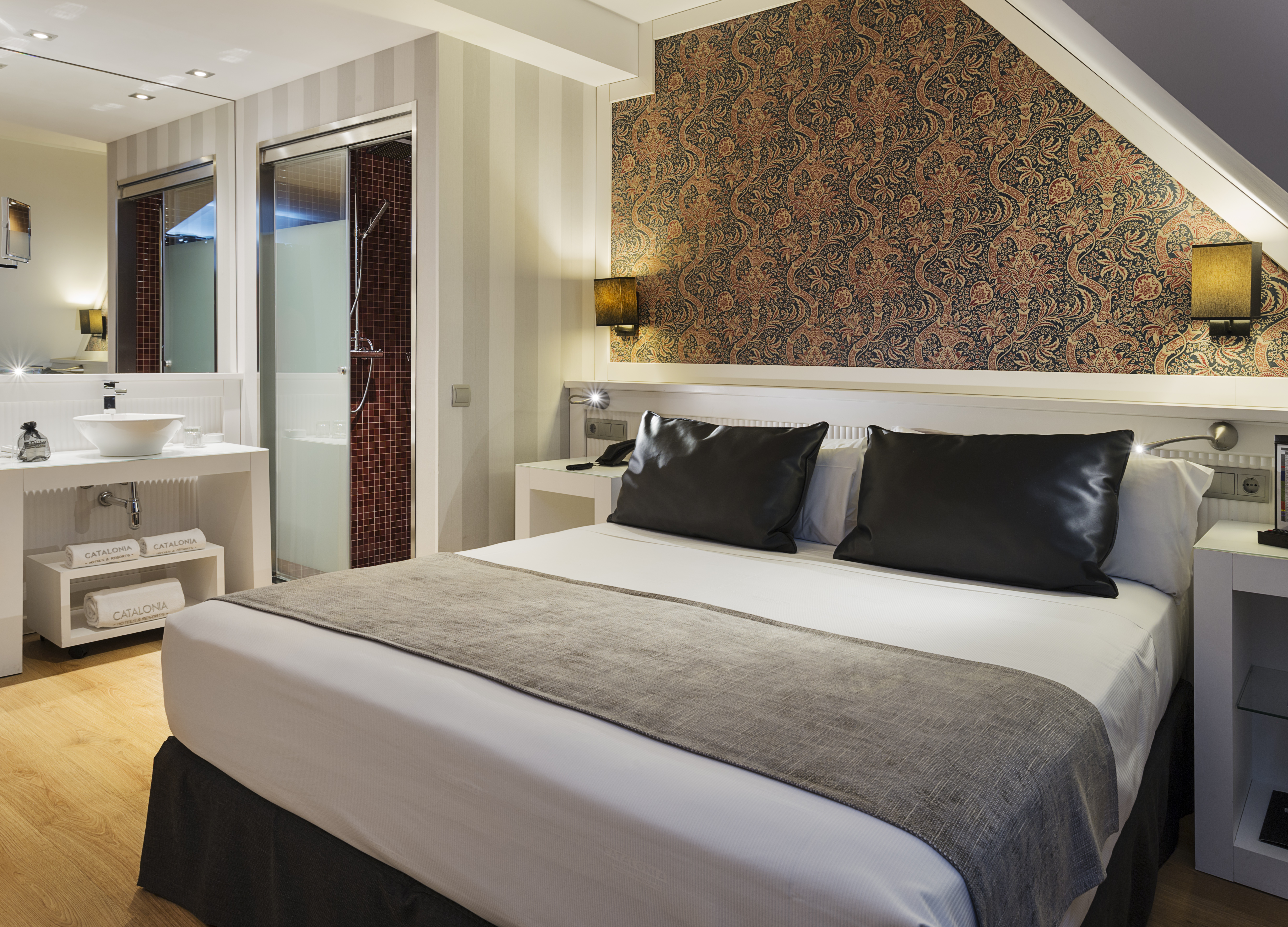 Double Single with Views