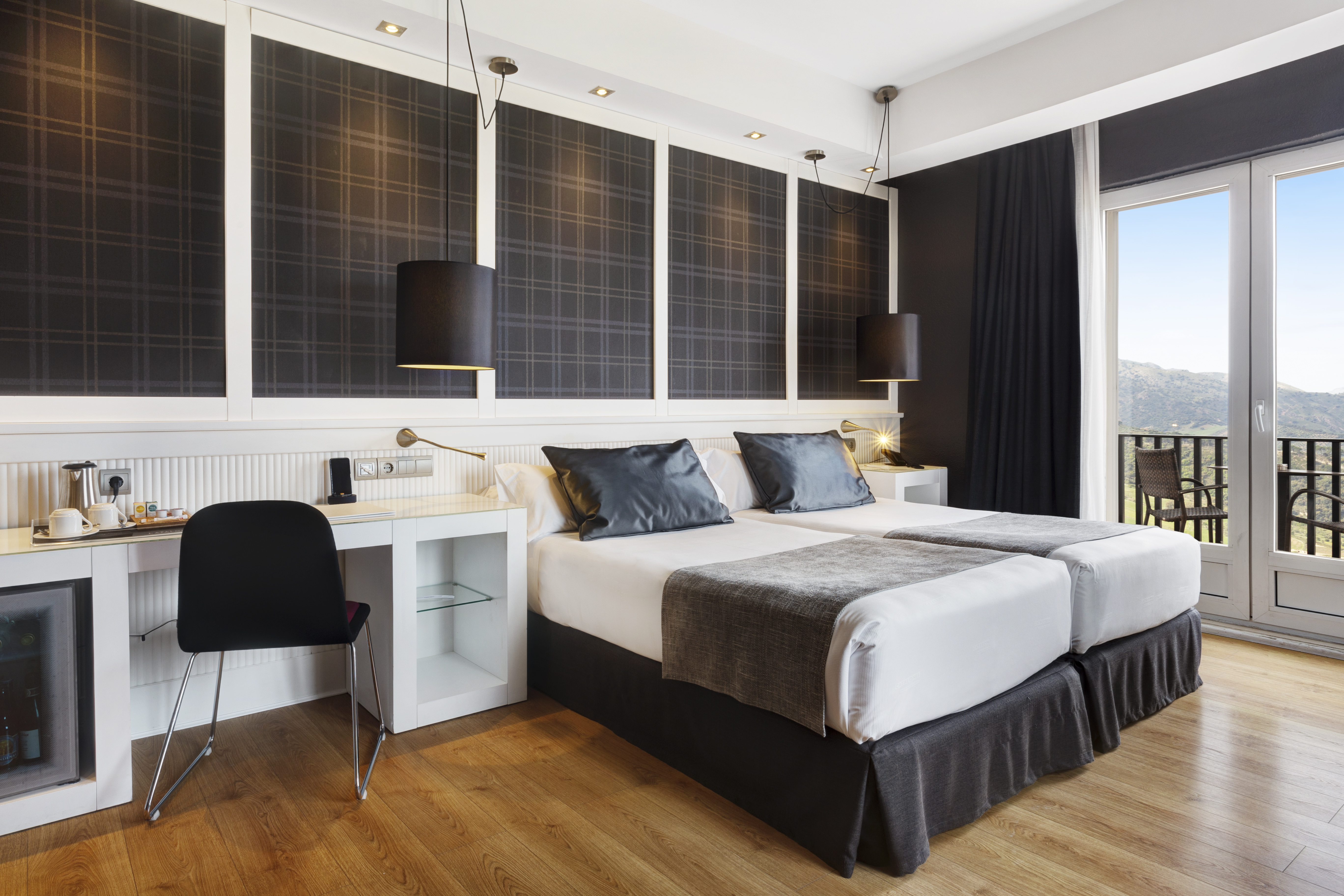 Double Single with Views