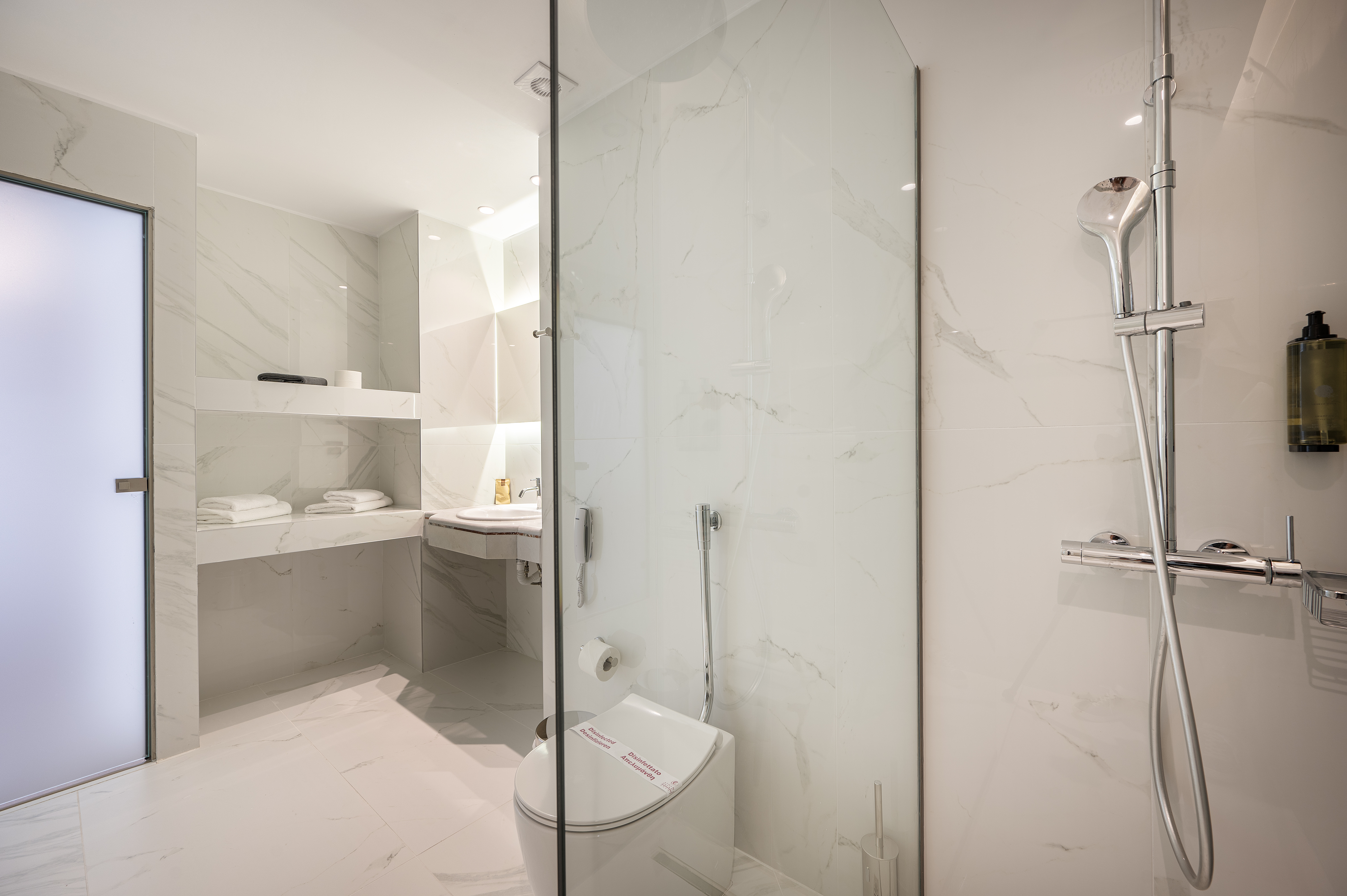 Double or Twin Superior Side Sea View