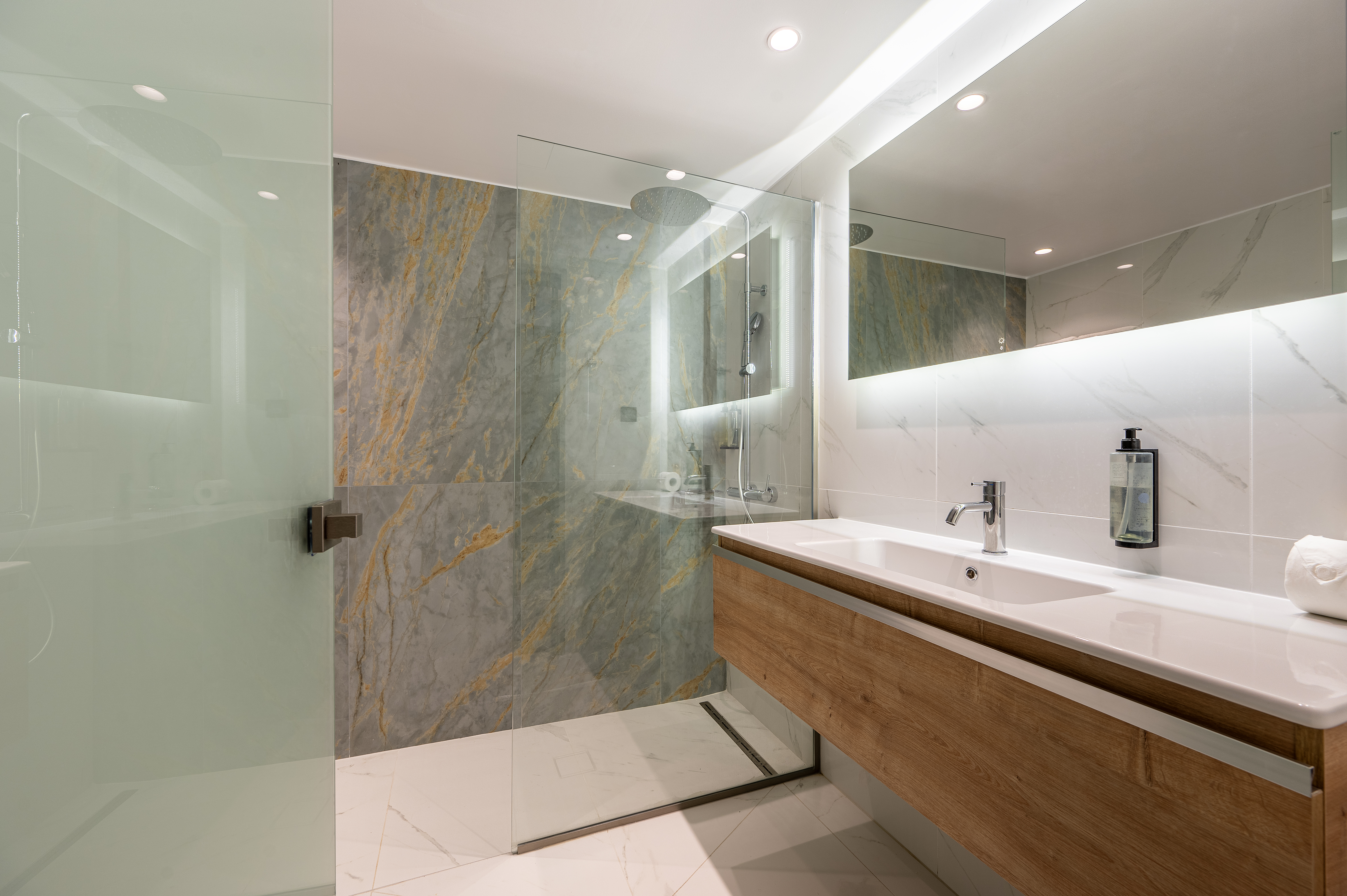 Family Room Sea View