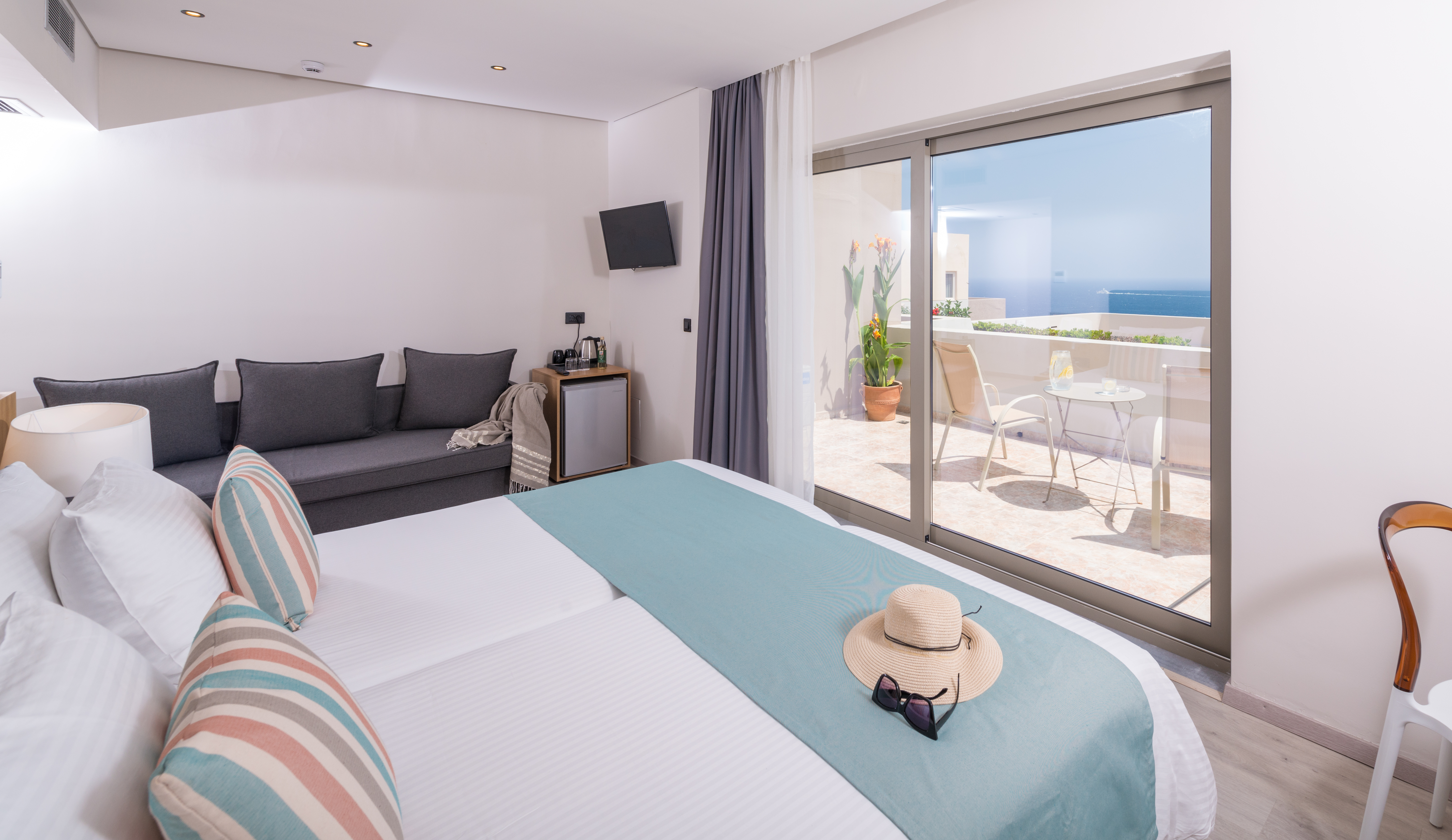 Double or Twin Superior Sea View