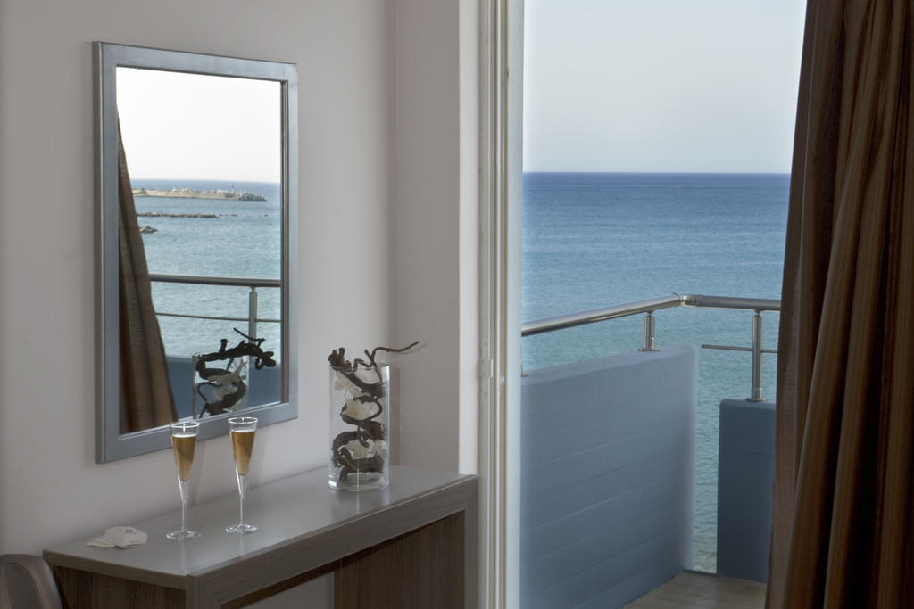 Double or Twin Sea View