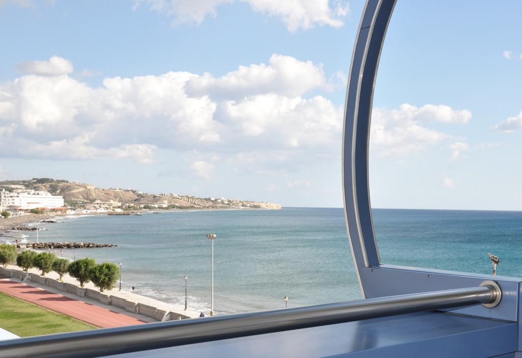 Suite Deluxe Side Sea View