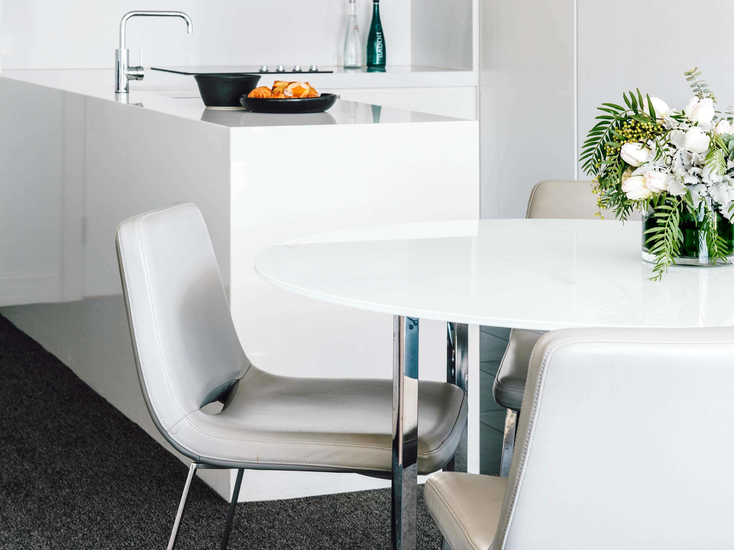 Apartment with Kitchenette