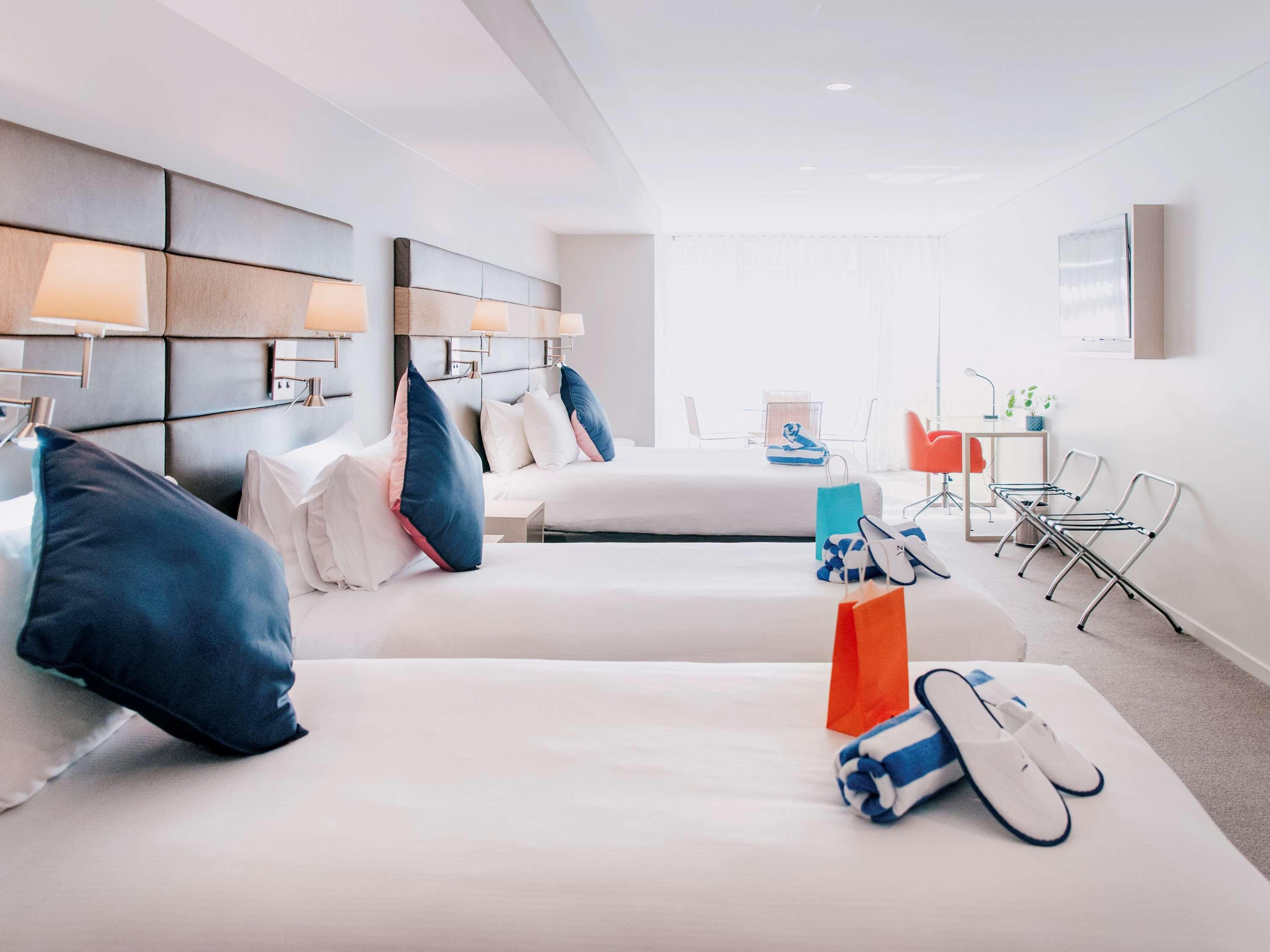 Family Room Superior Queen Bed