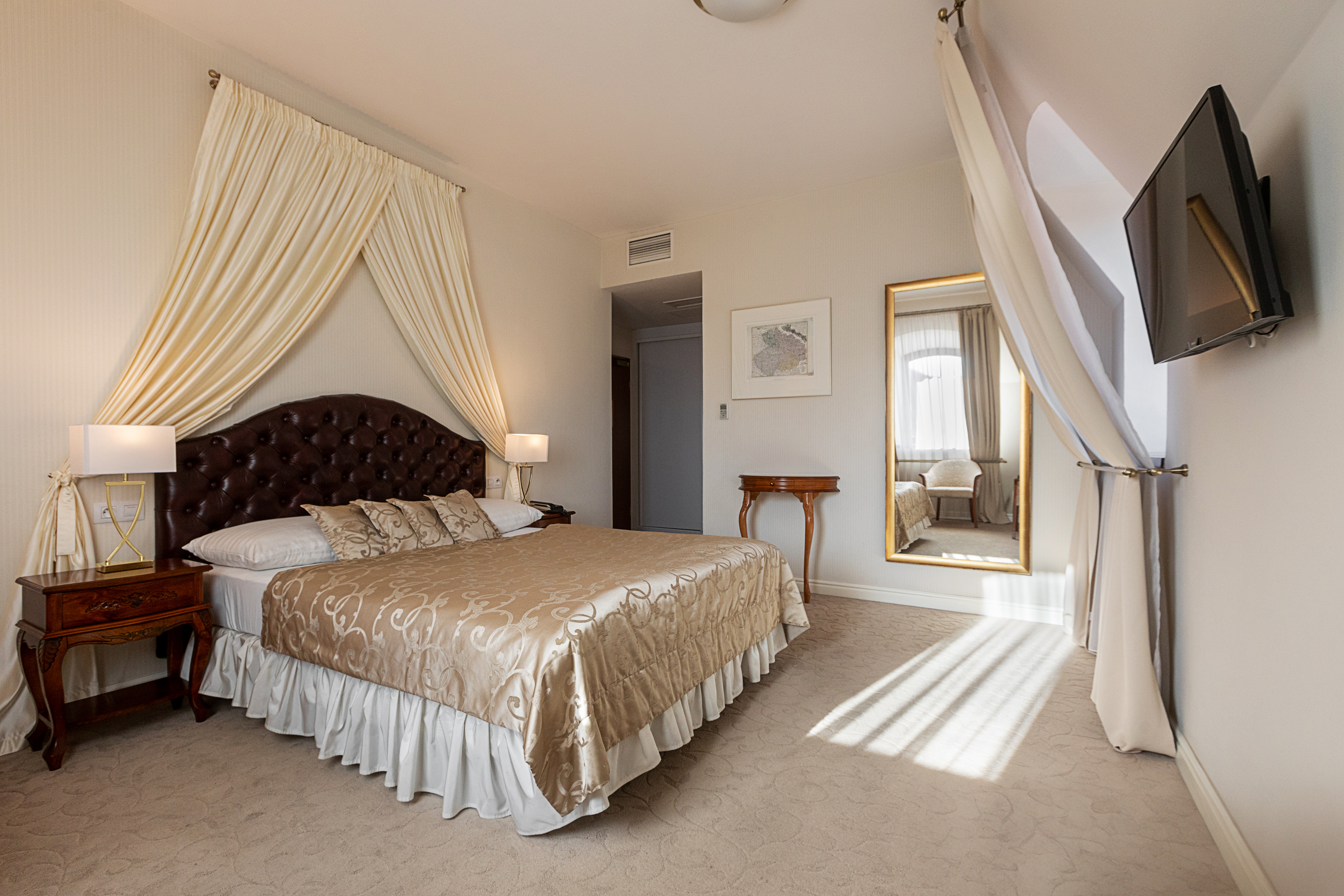 Double or Twin Deluxe