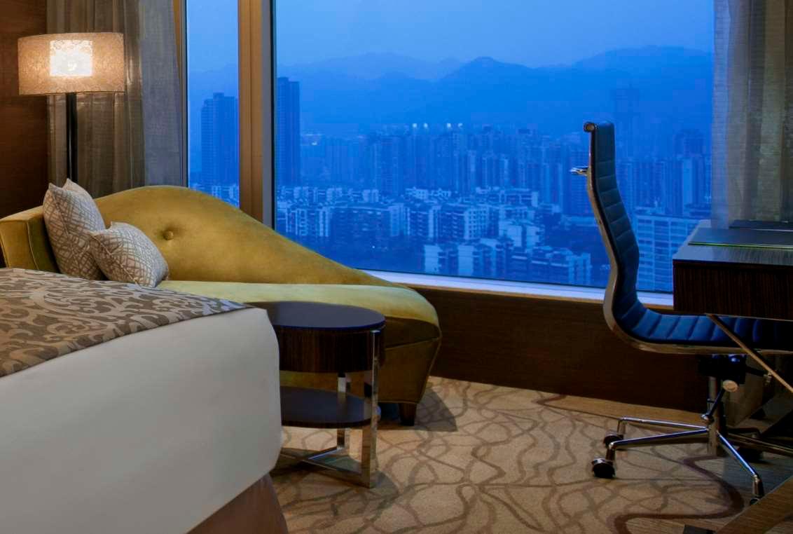 Double Club Executive