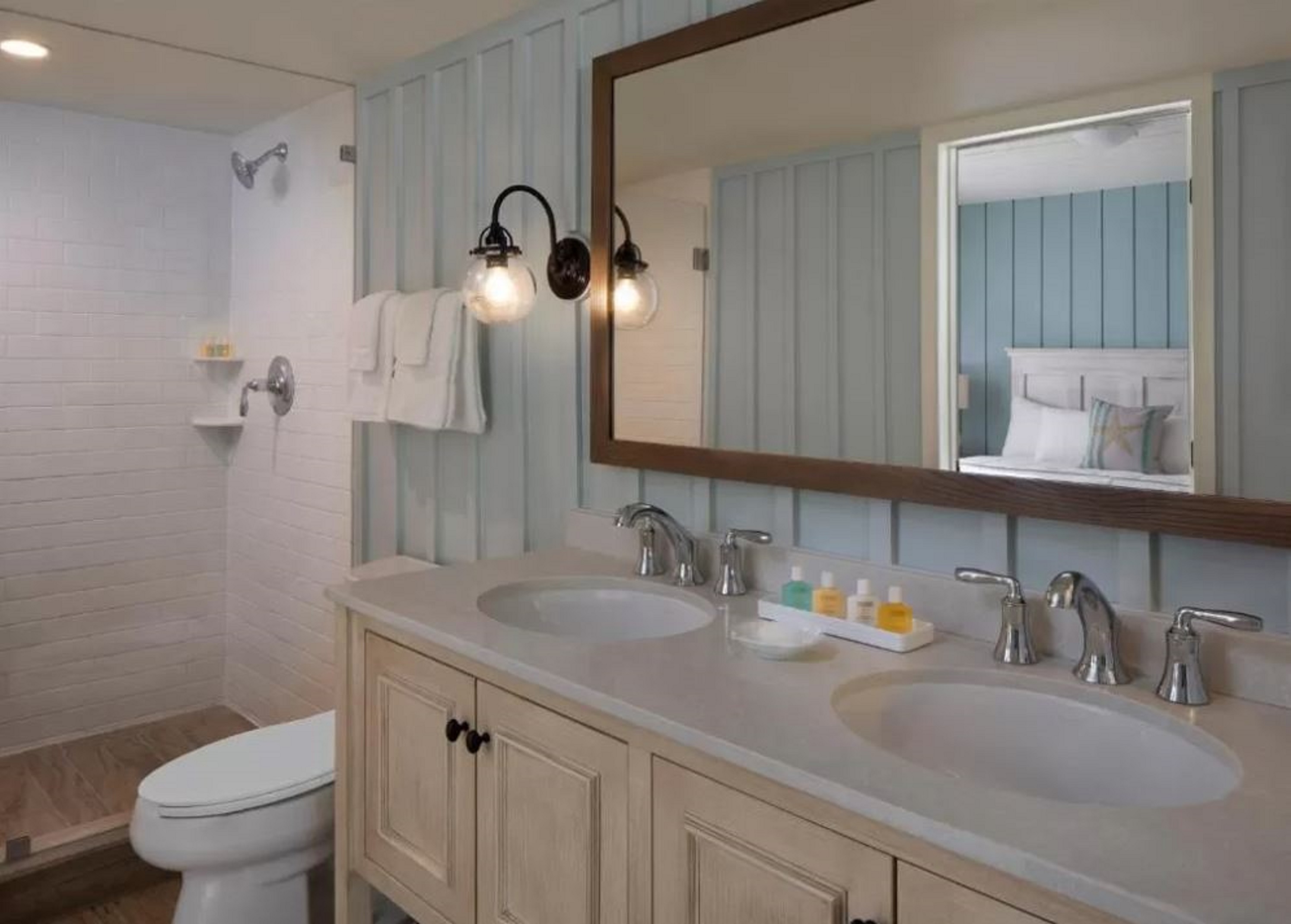 Double King Size Bed