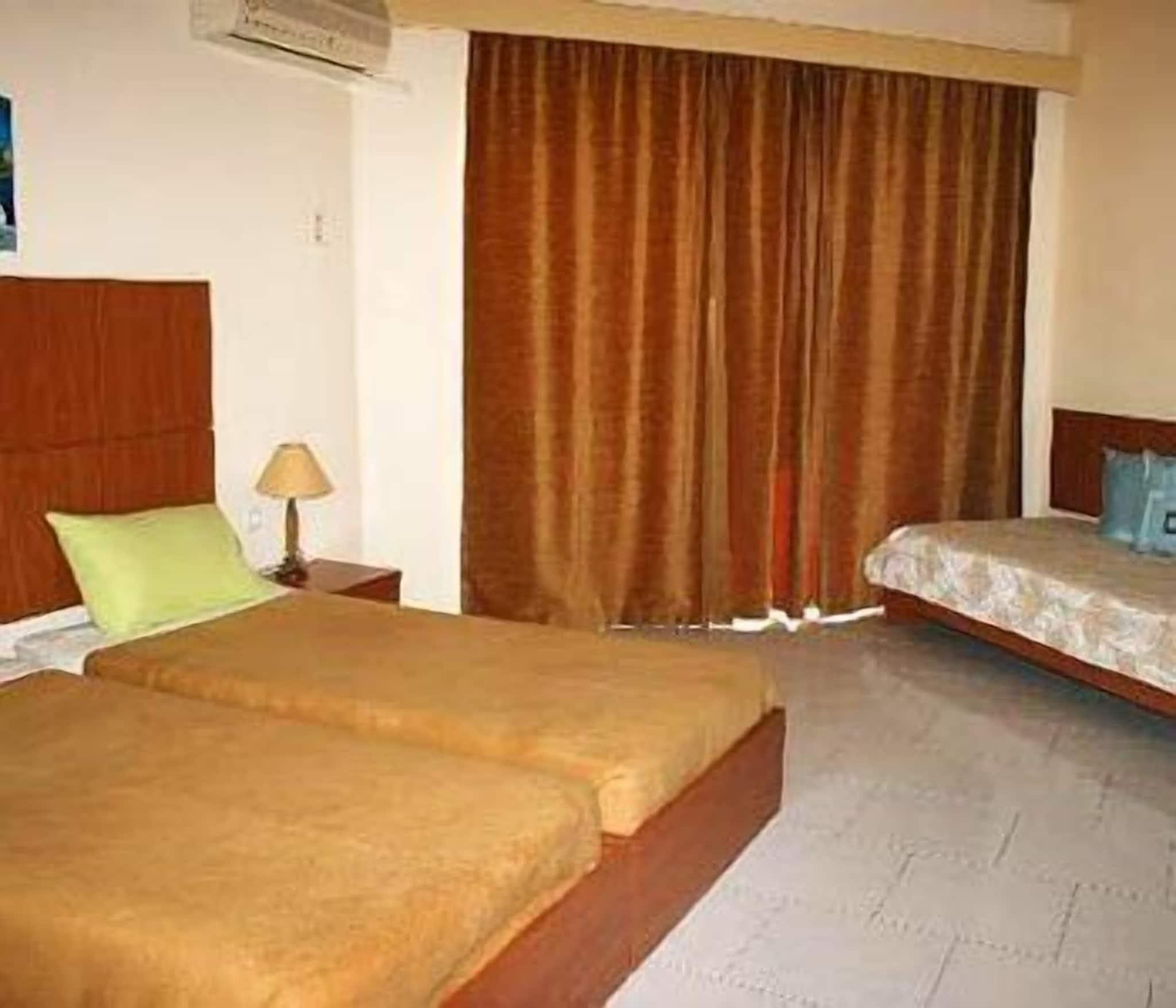 Triple with Double Bed