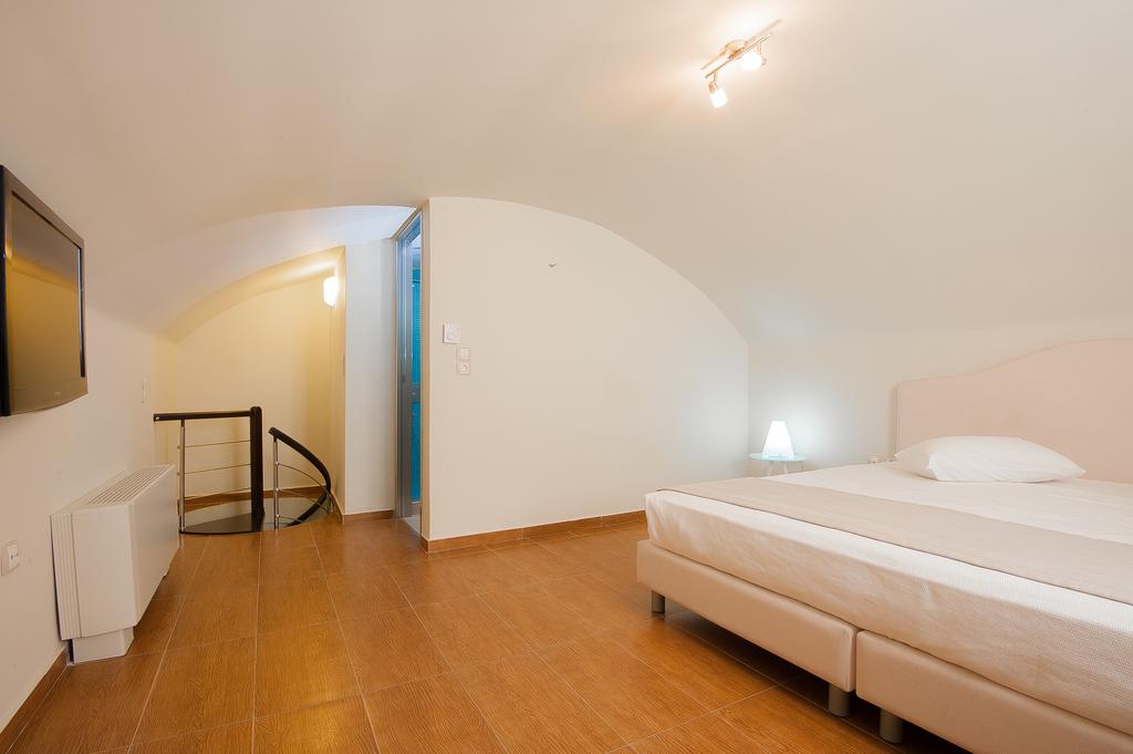 Family Room Standard