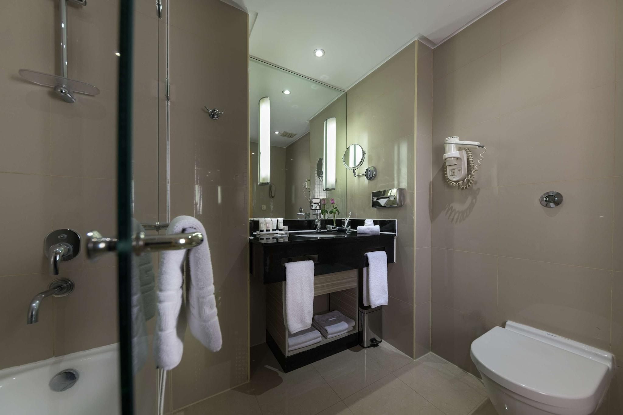 Double Executive King Bed