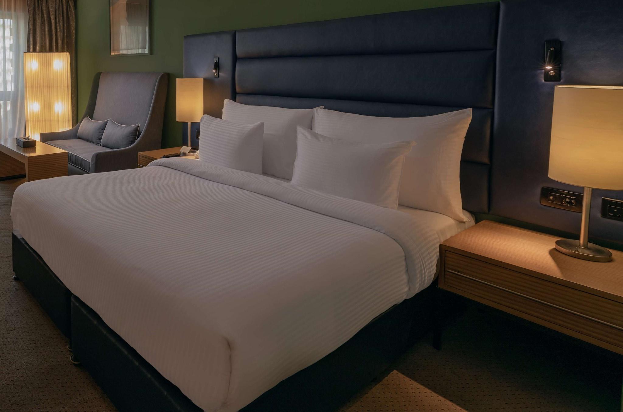 Double Executive King Bed