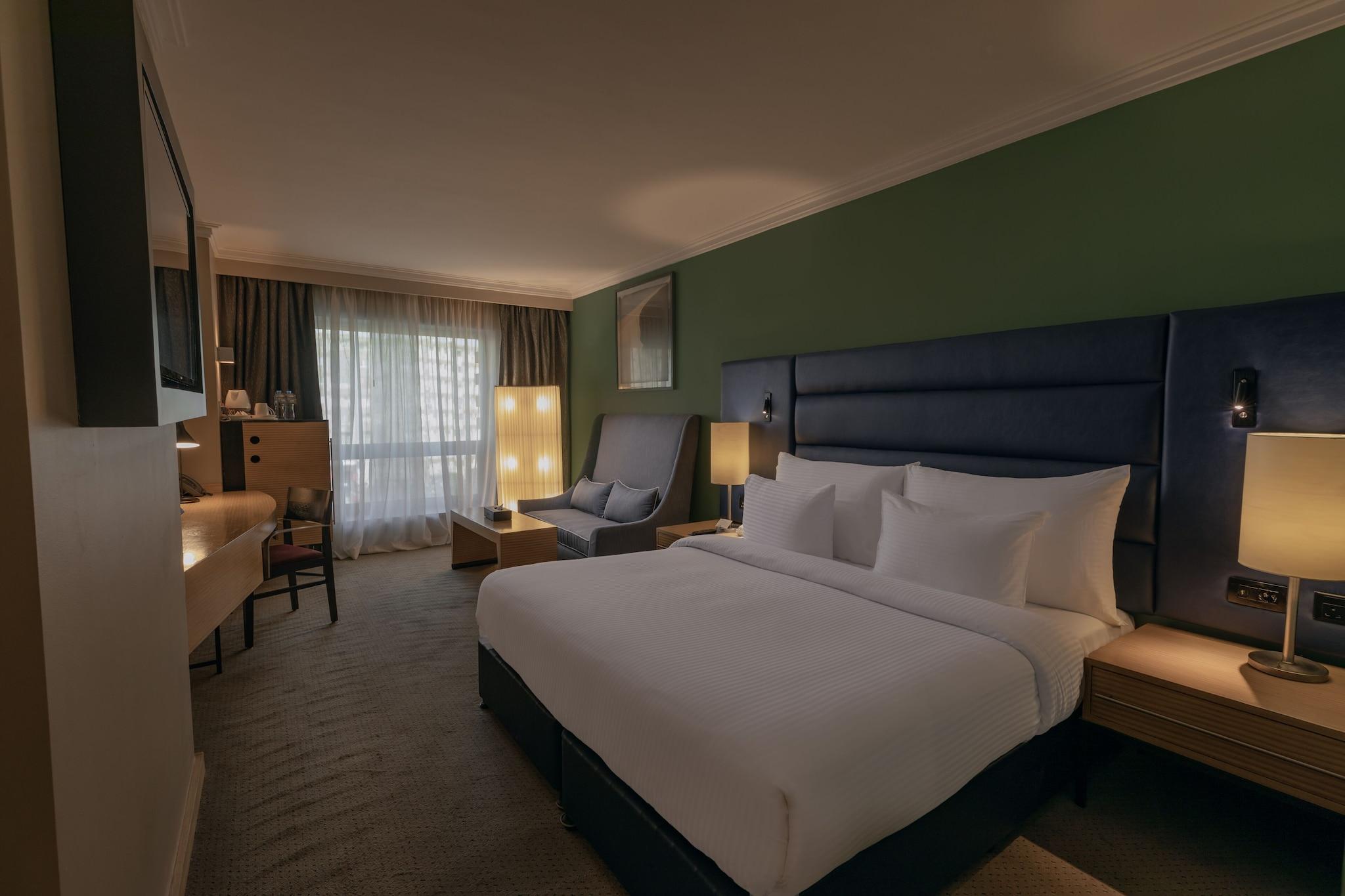 Double Executive King Bed