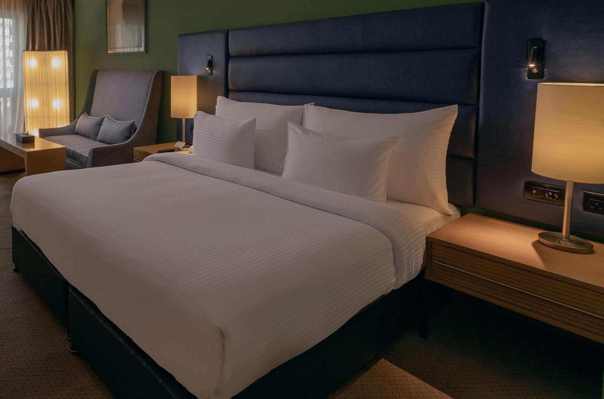 Double Executive King Bed