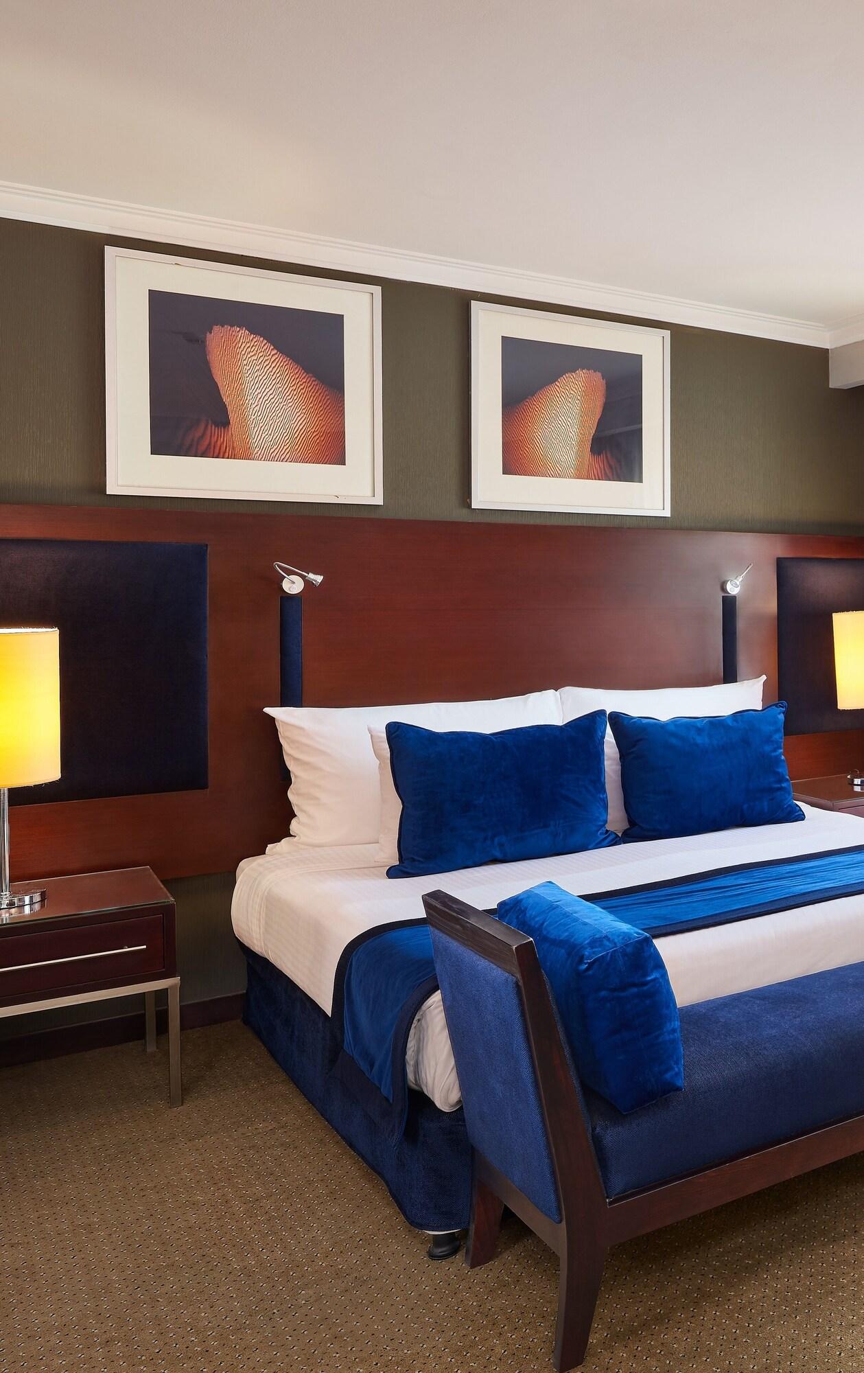 Double Executive King Bed