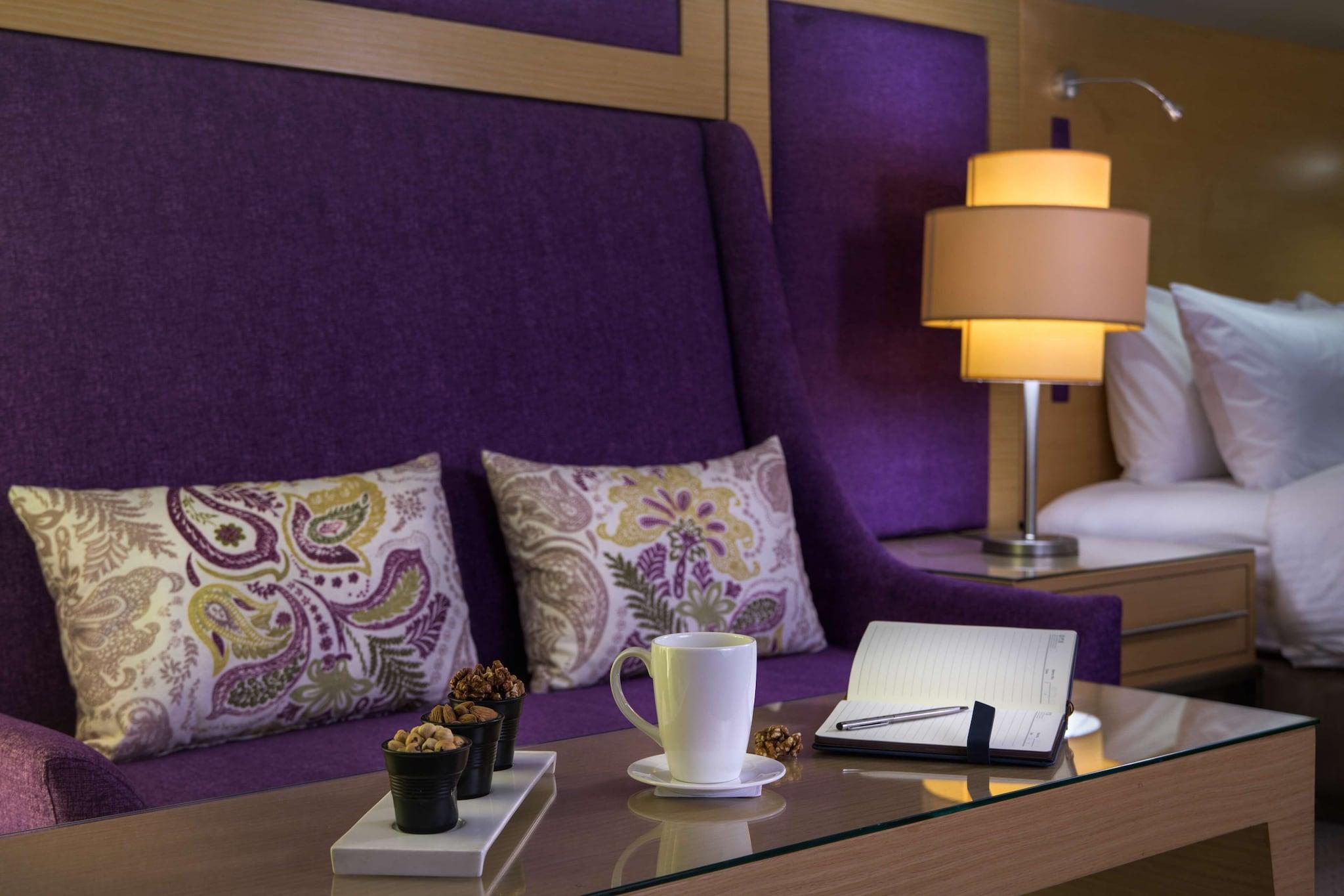 Double Executive King Bed