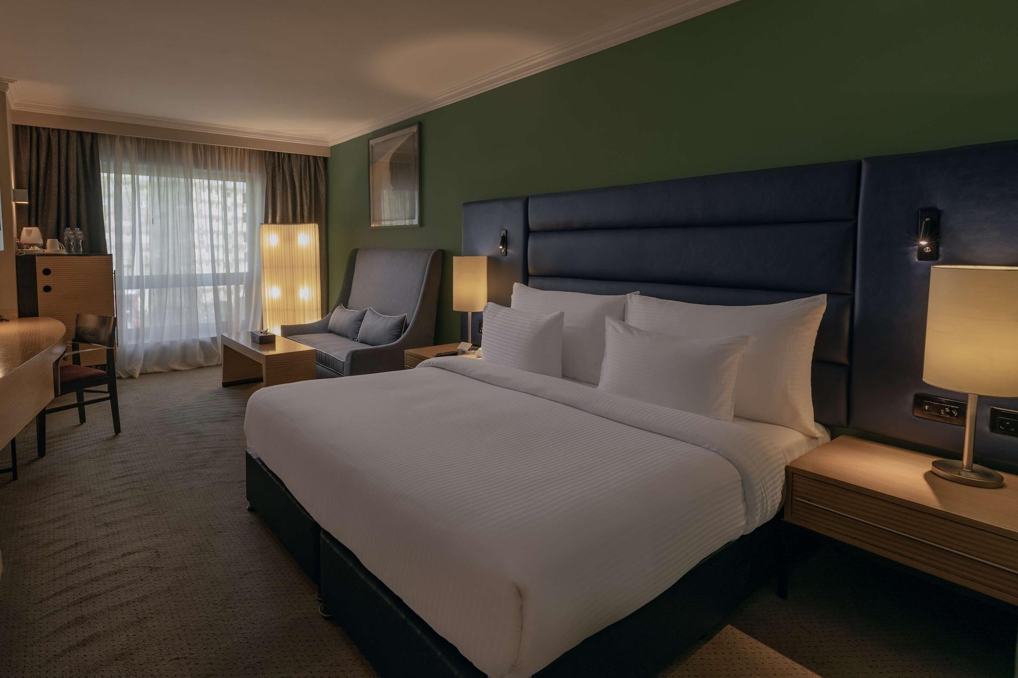 Double Executive King Bed