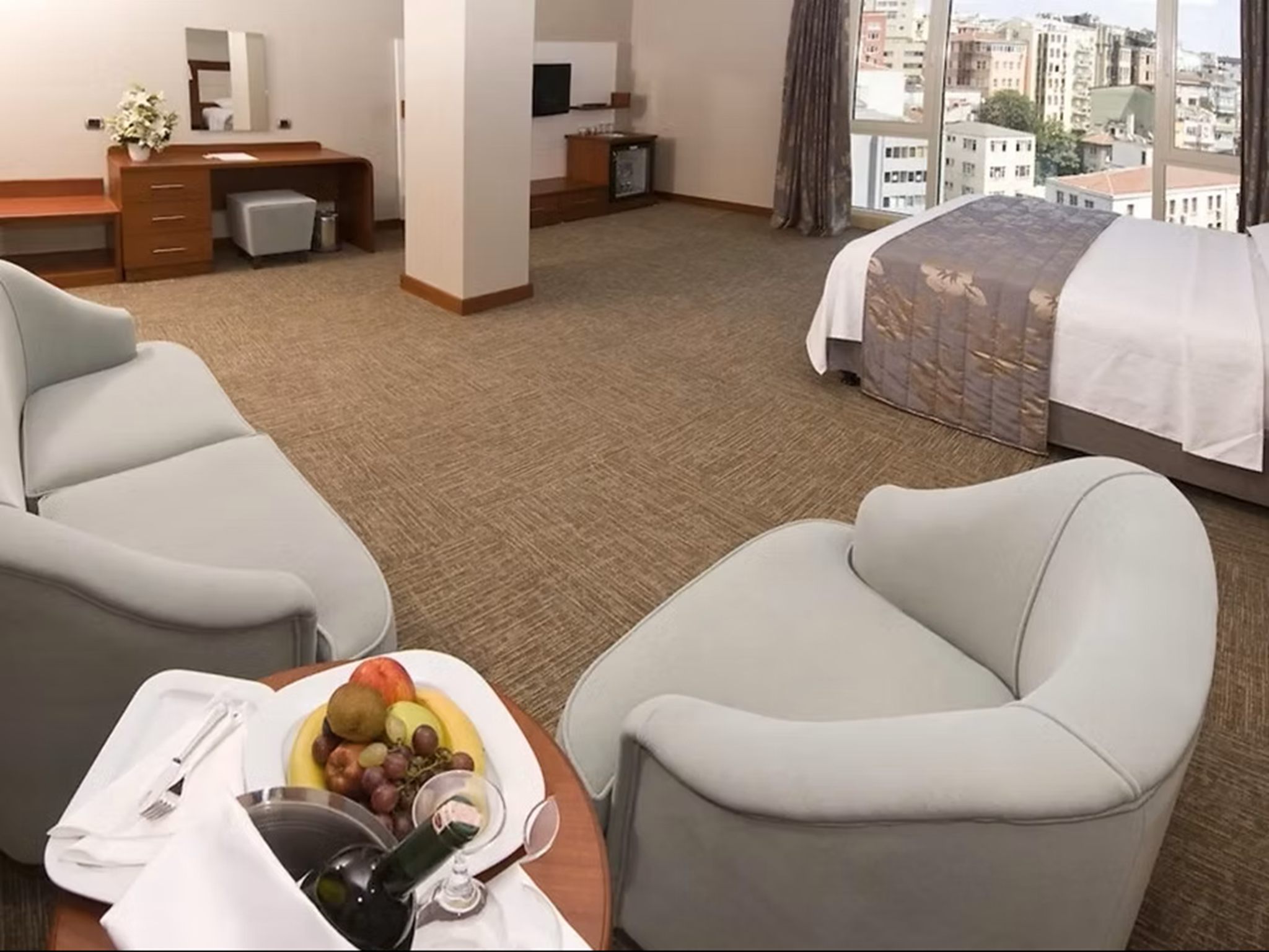 Room Two Beds