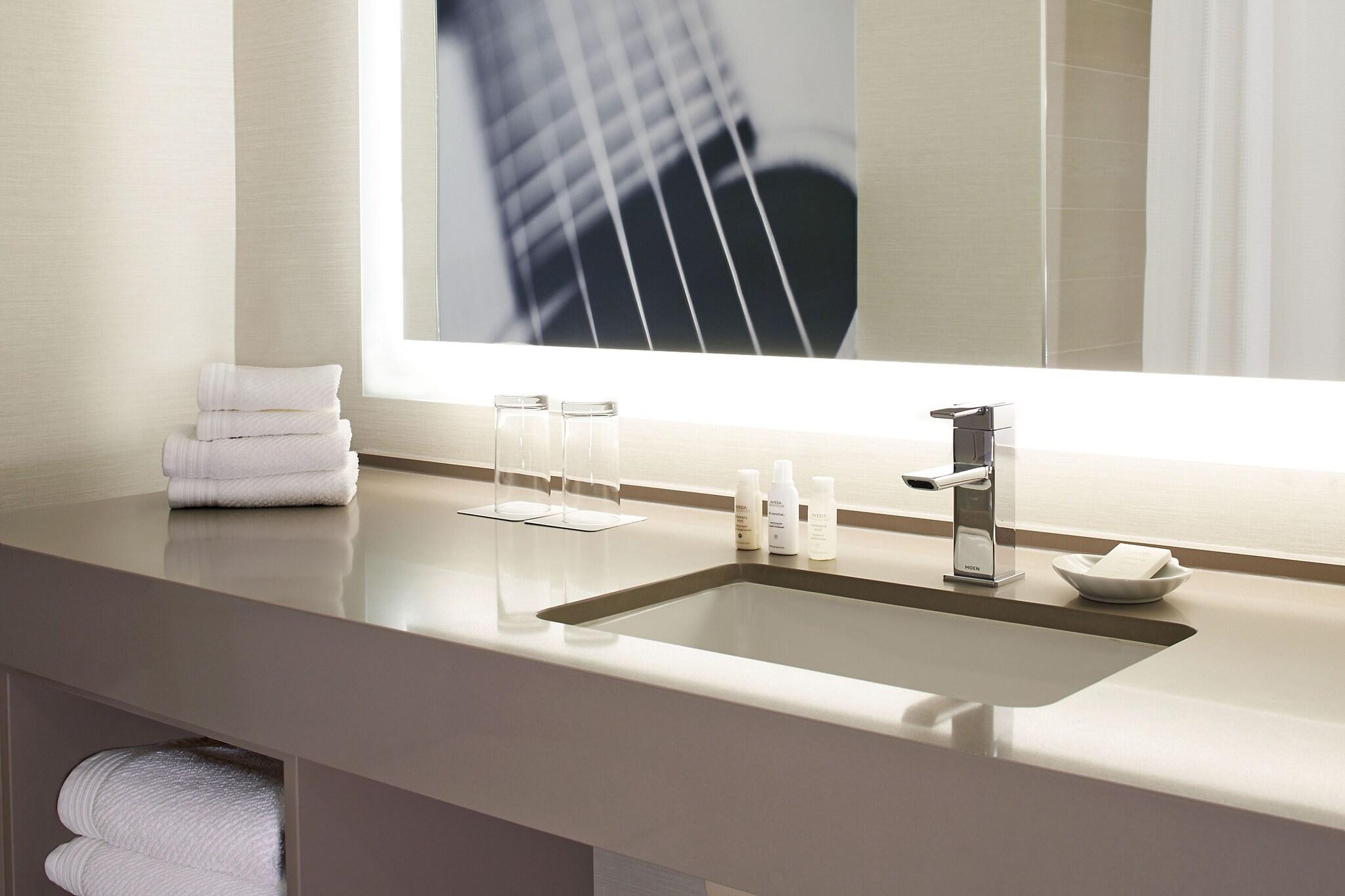 Double Club King Bed