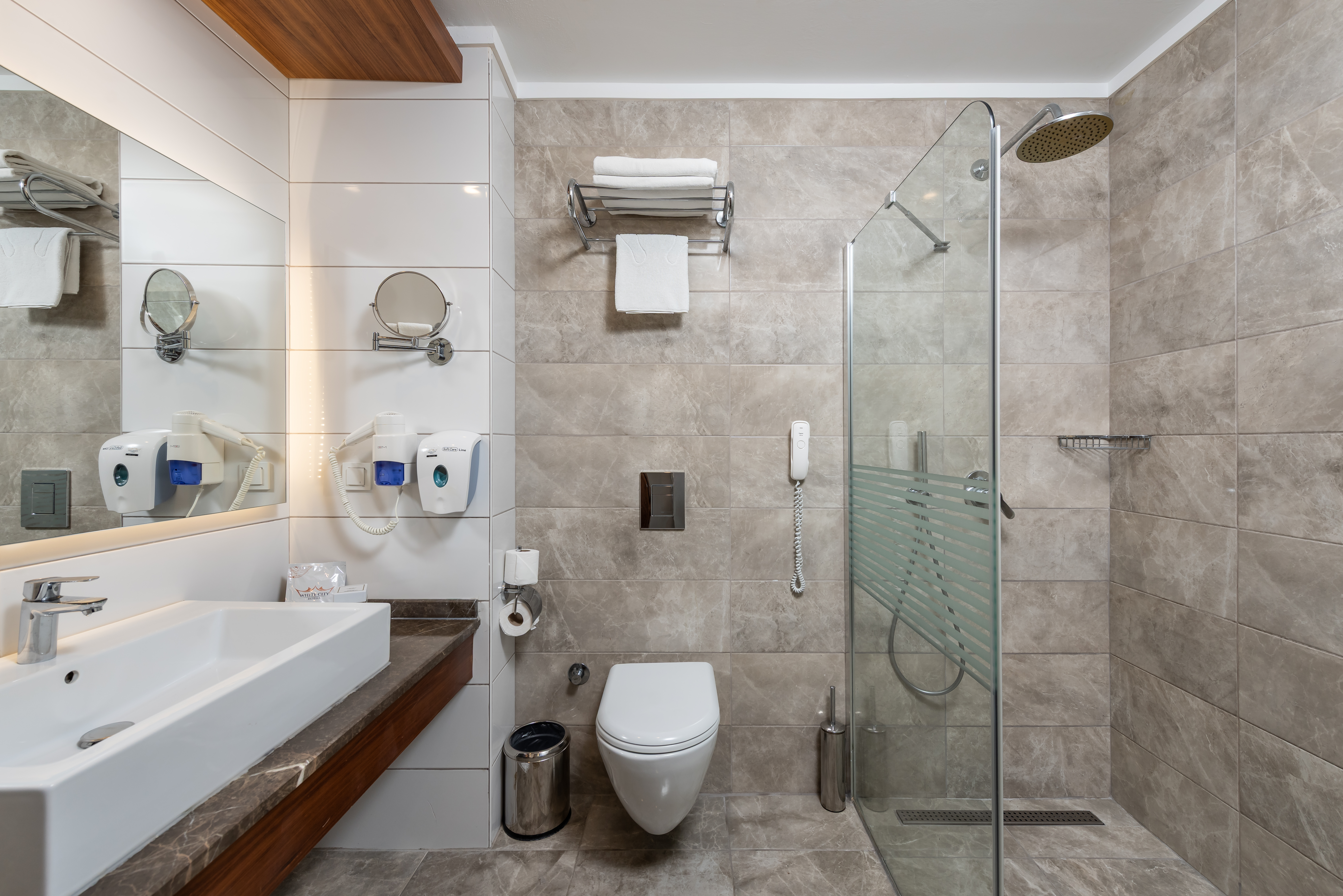 Family Room Connecting Room