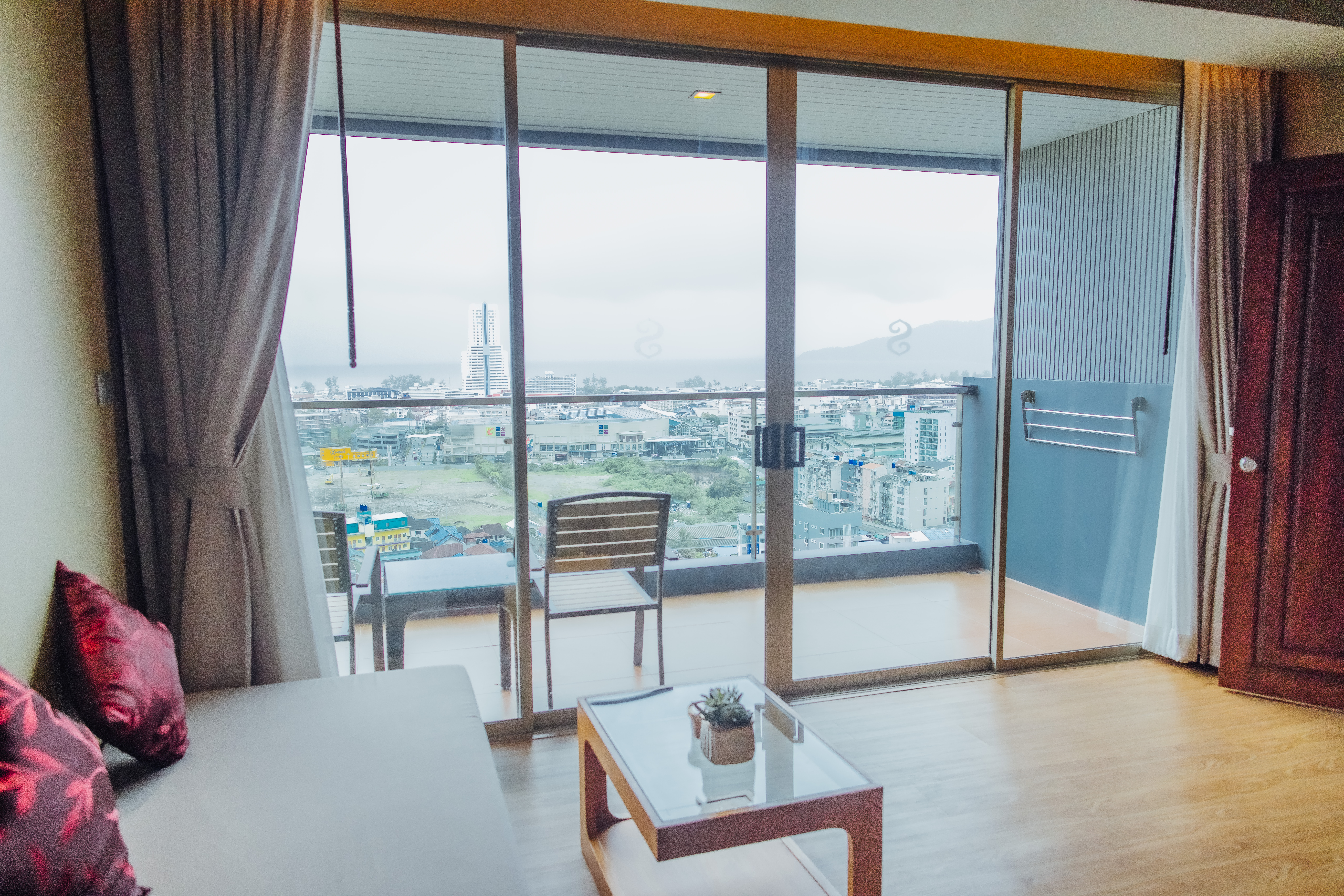 Family Room Deluxe Sea View