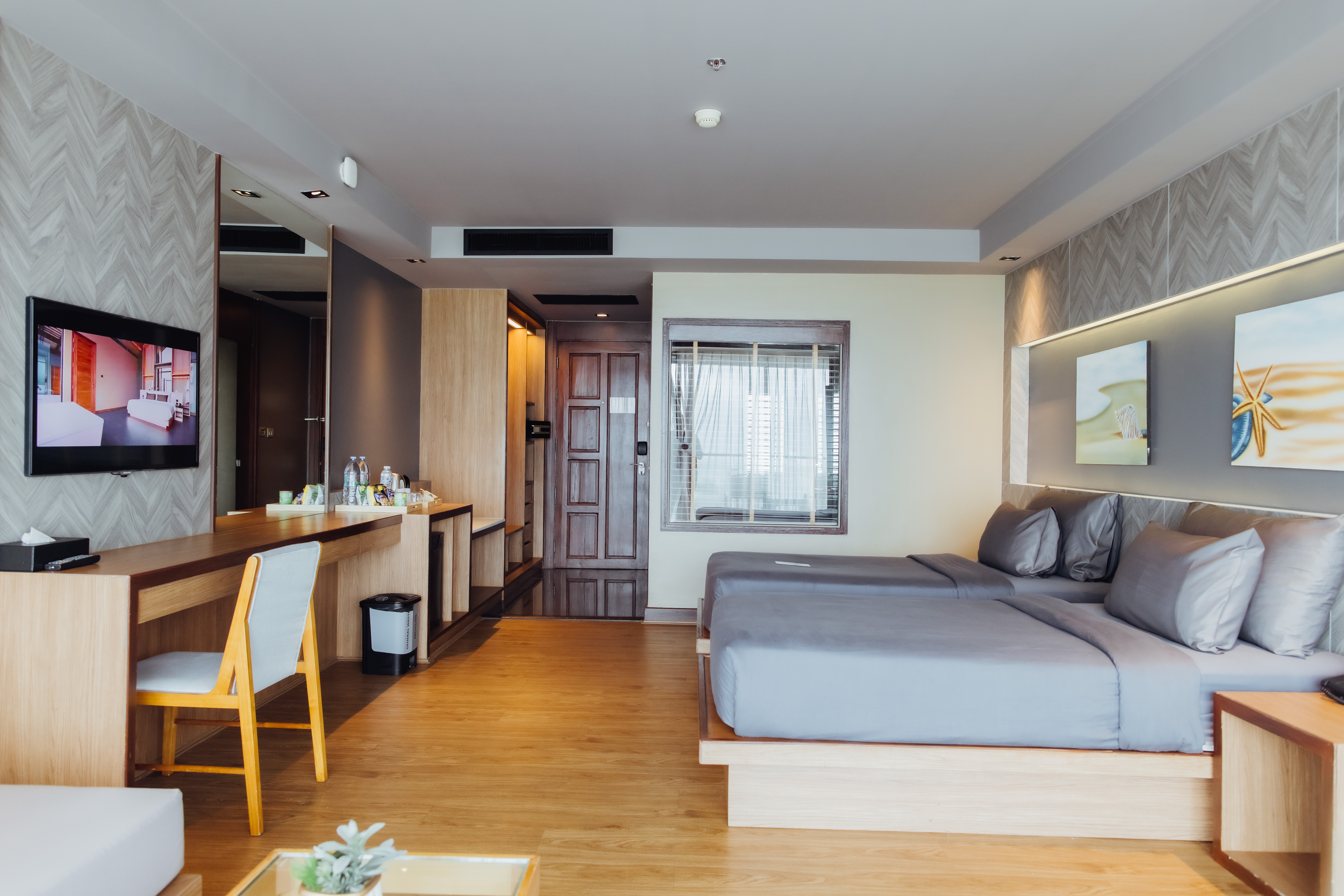 Family Room Deluxe Sea View