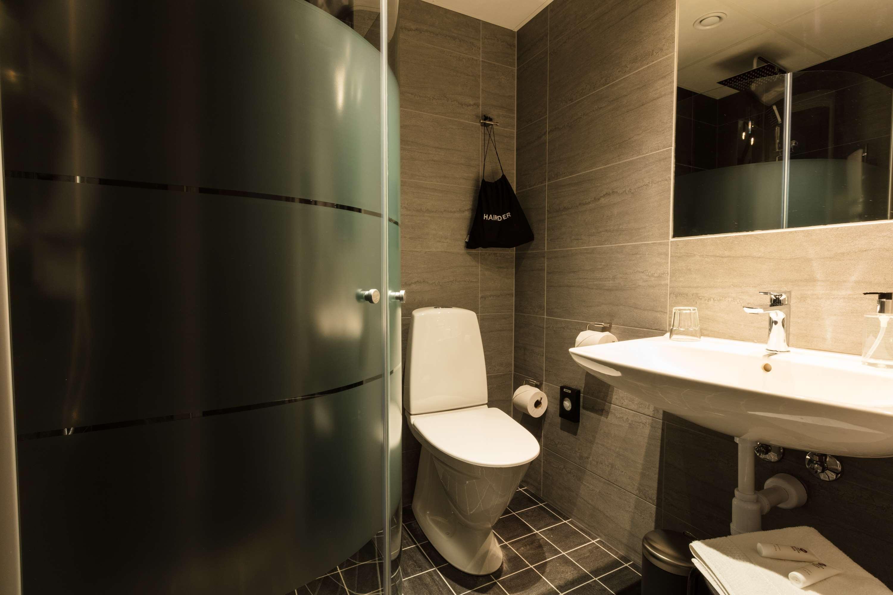 Quadruple King Size Bed