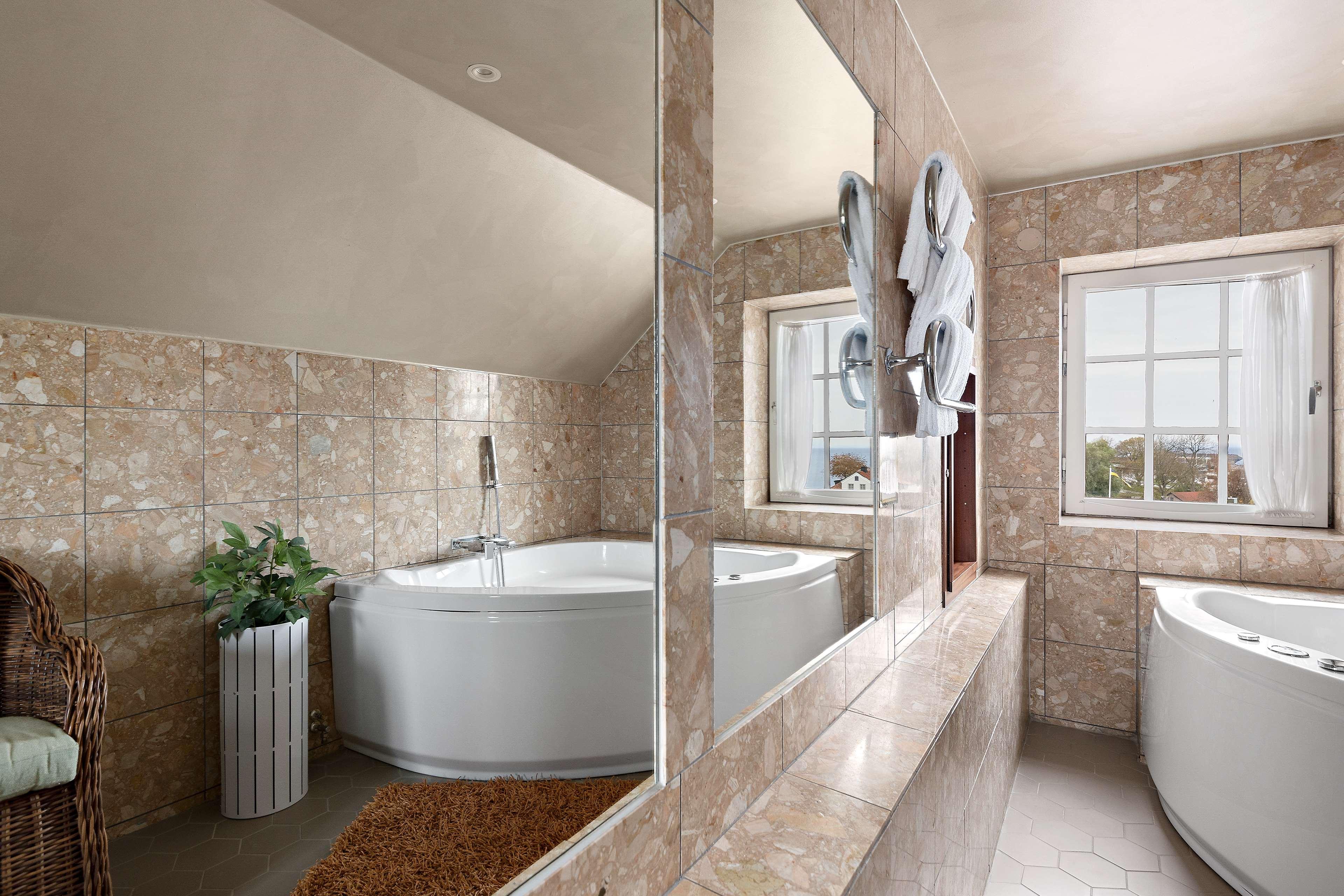 Suite King Bed Non Smoking