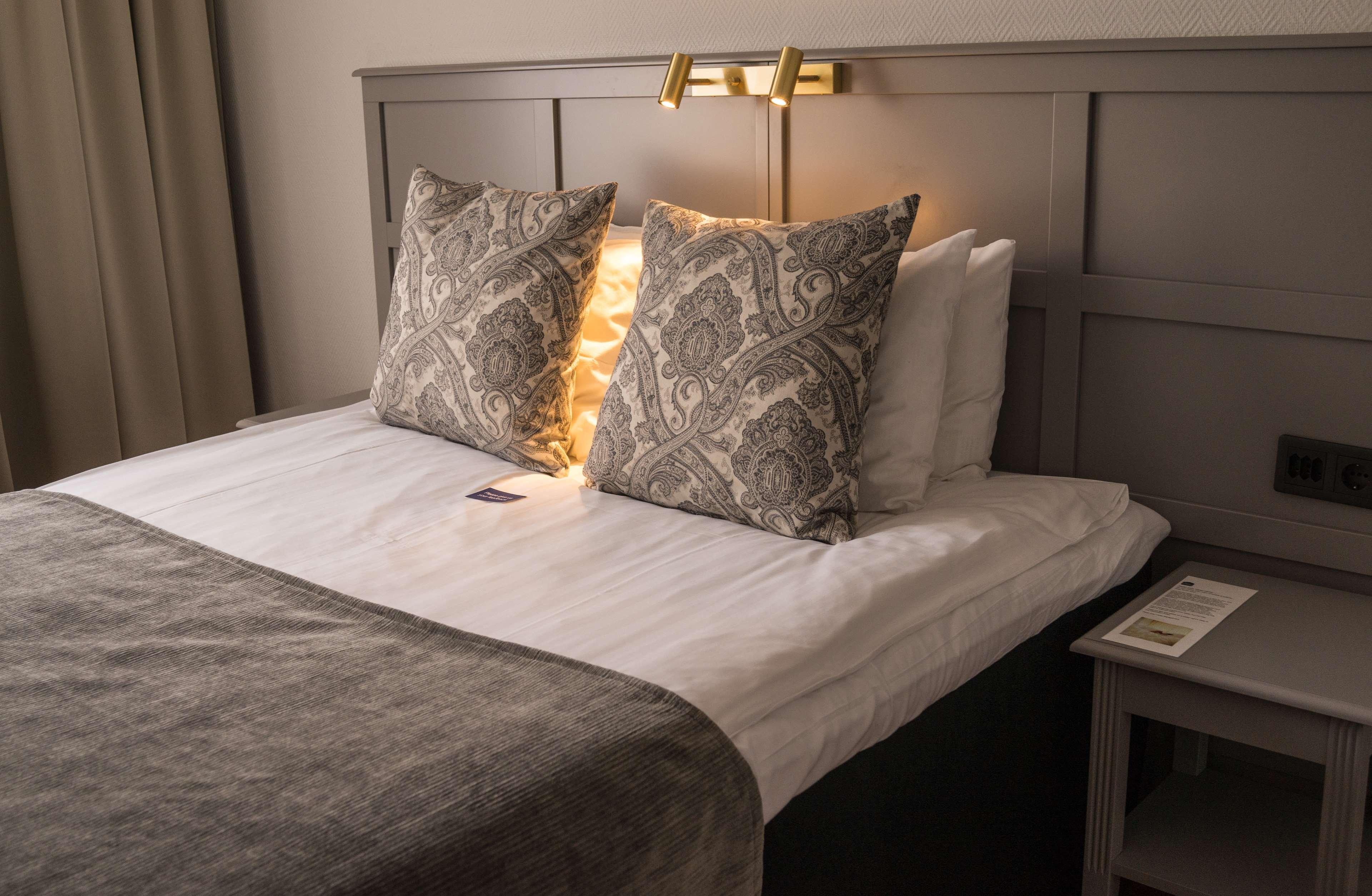 Double Superior Queen Bed