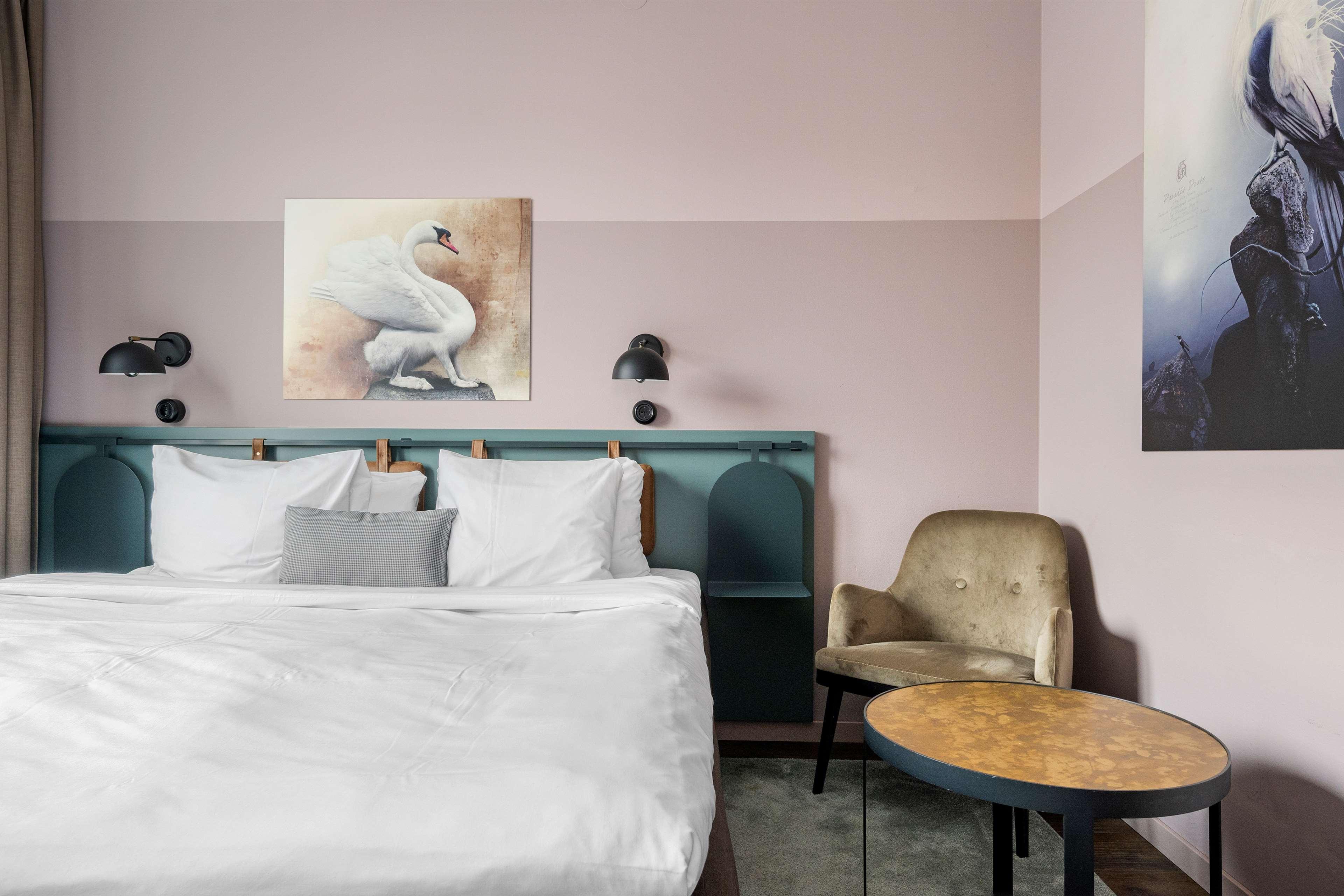 Double Queen Bed Non Smoking