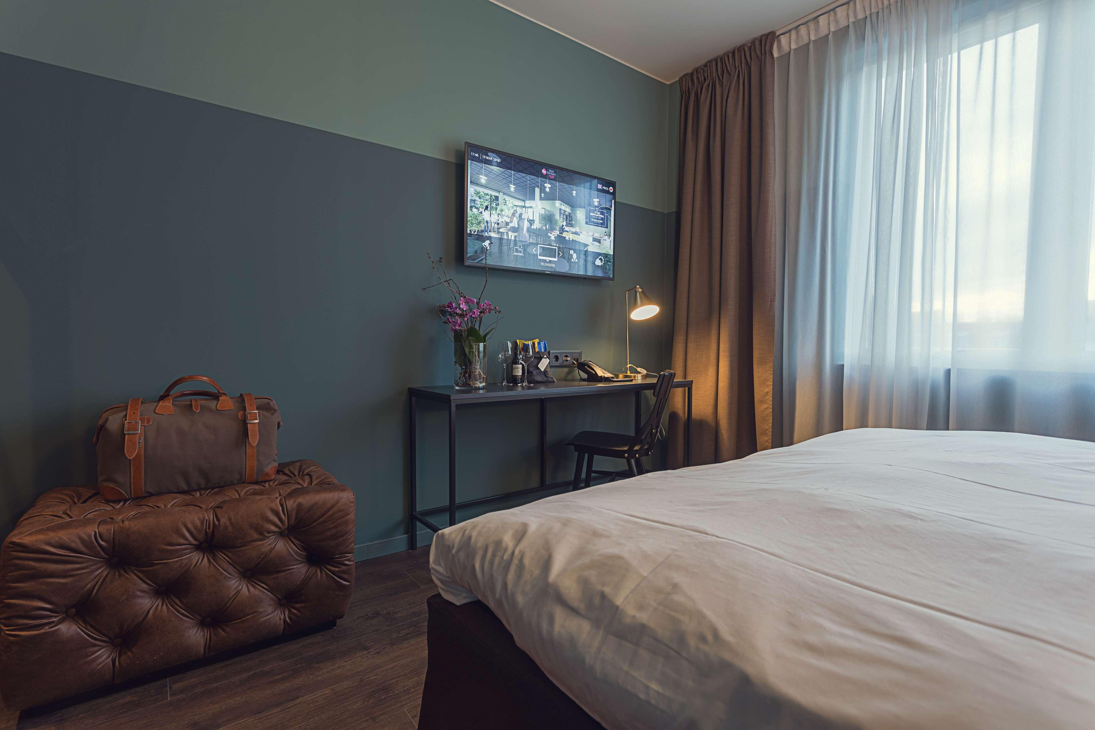 Double Superior King Bed