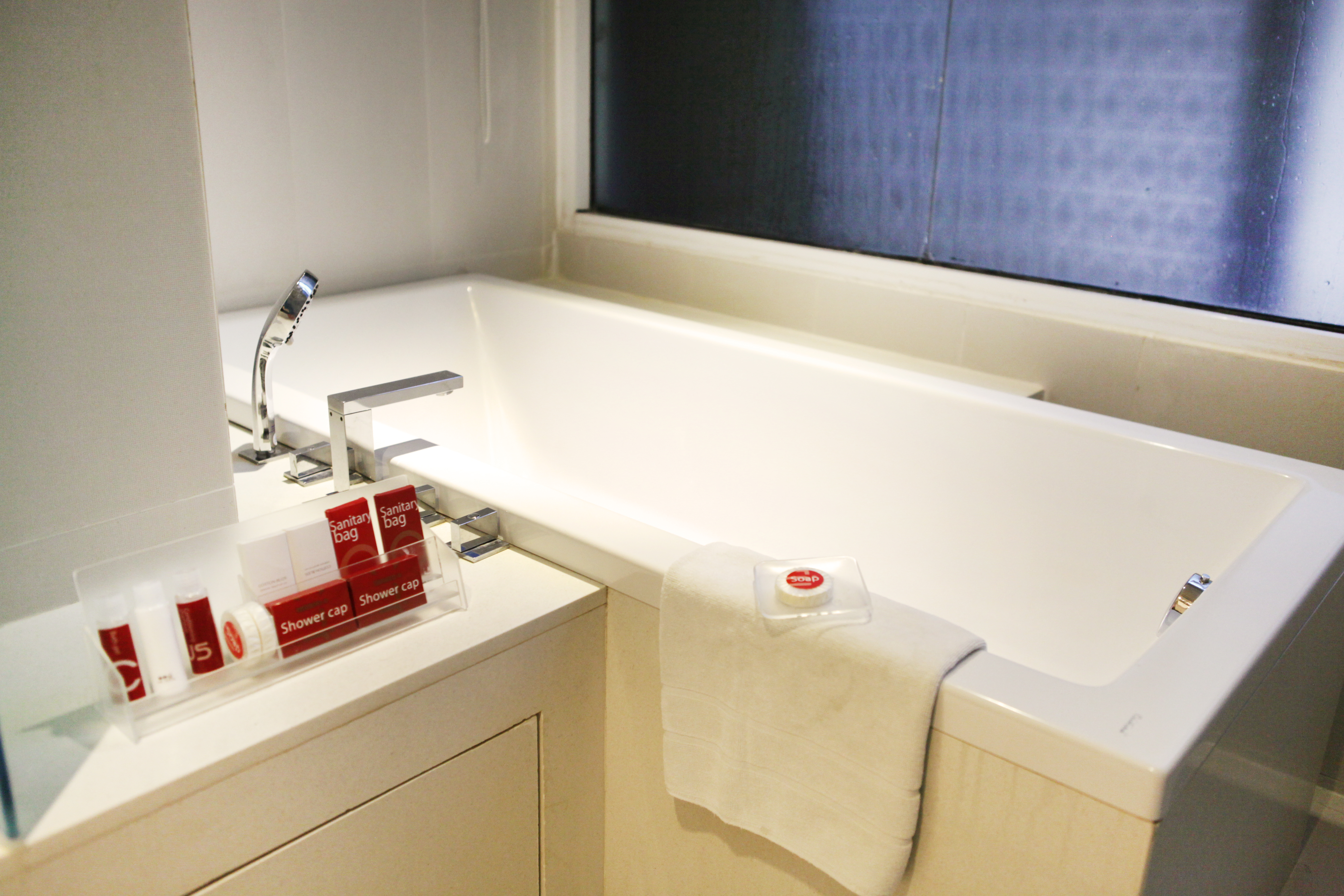 Double Executive King Bed