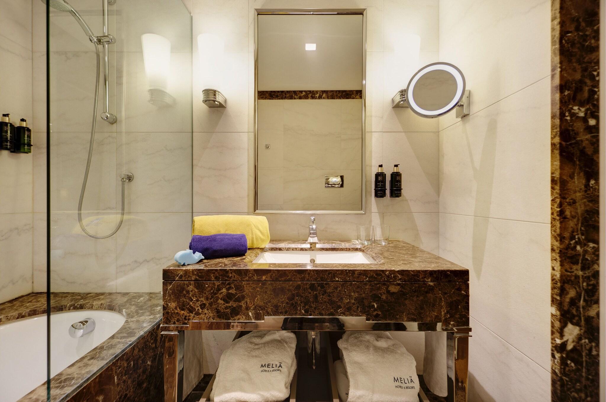 Family Room Standard