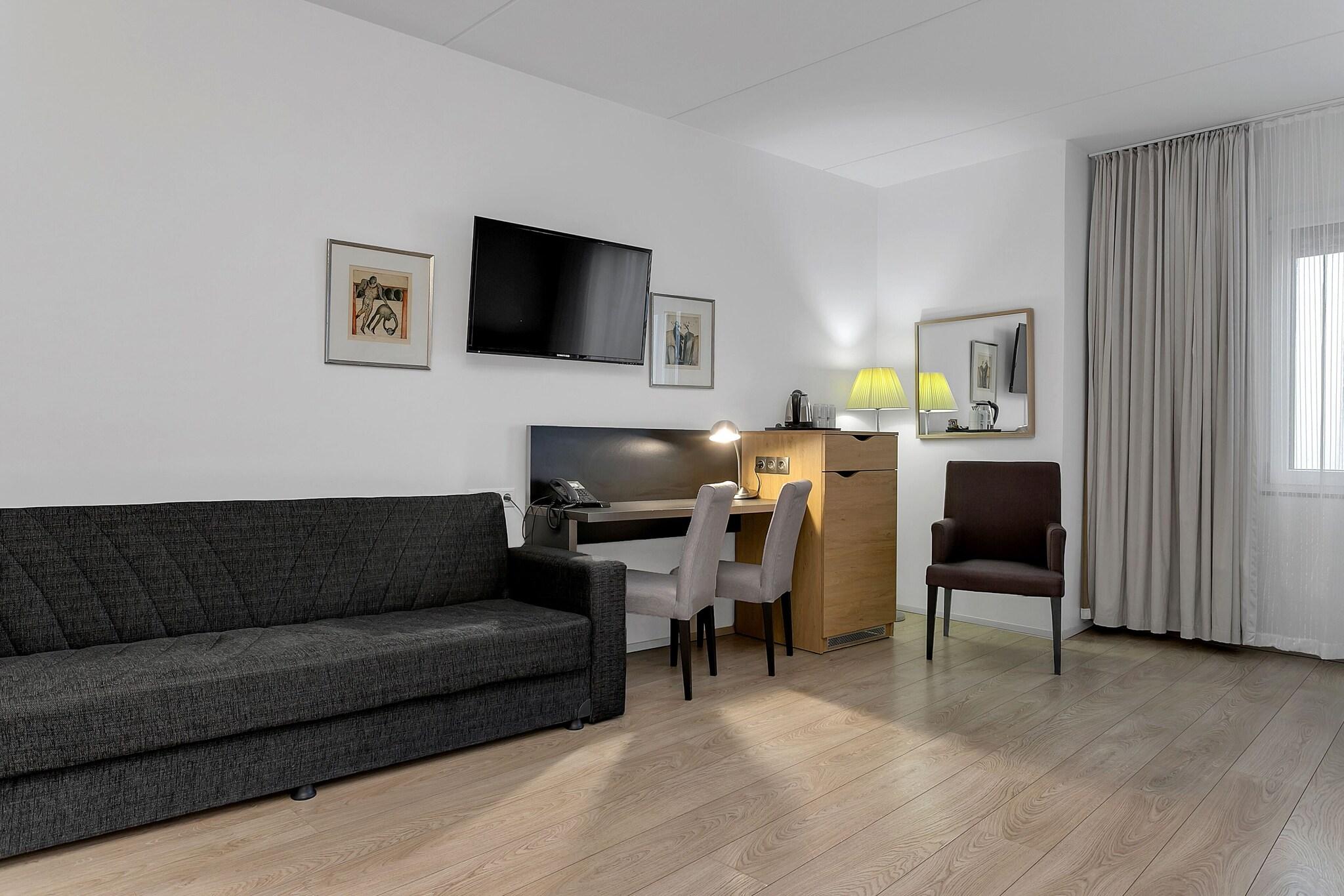 Family Room Two King Beds