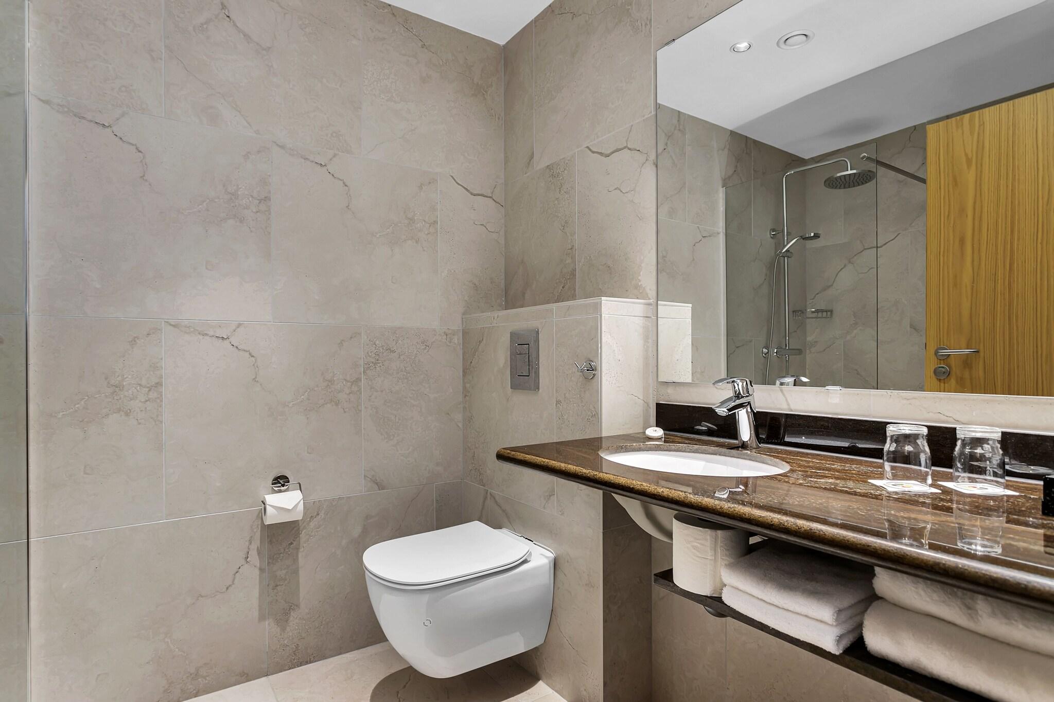 Double or Twin Queen Size Bed