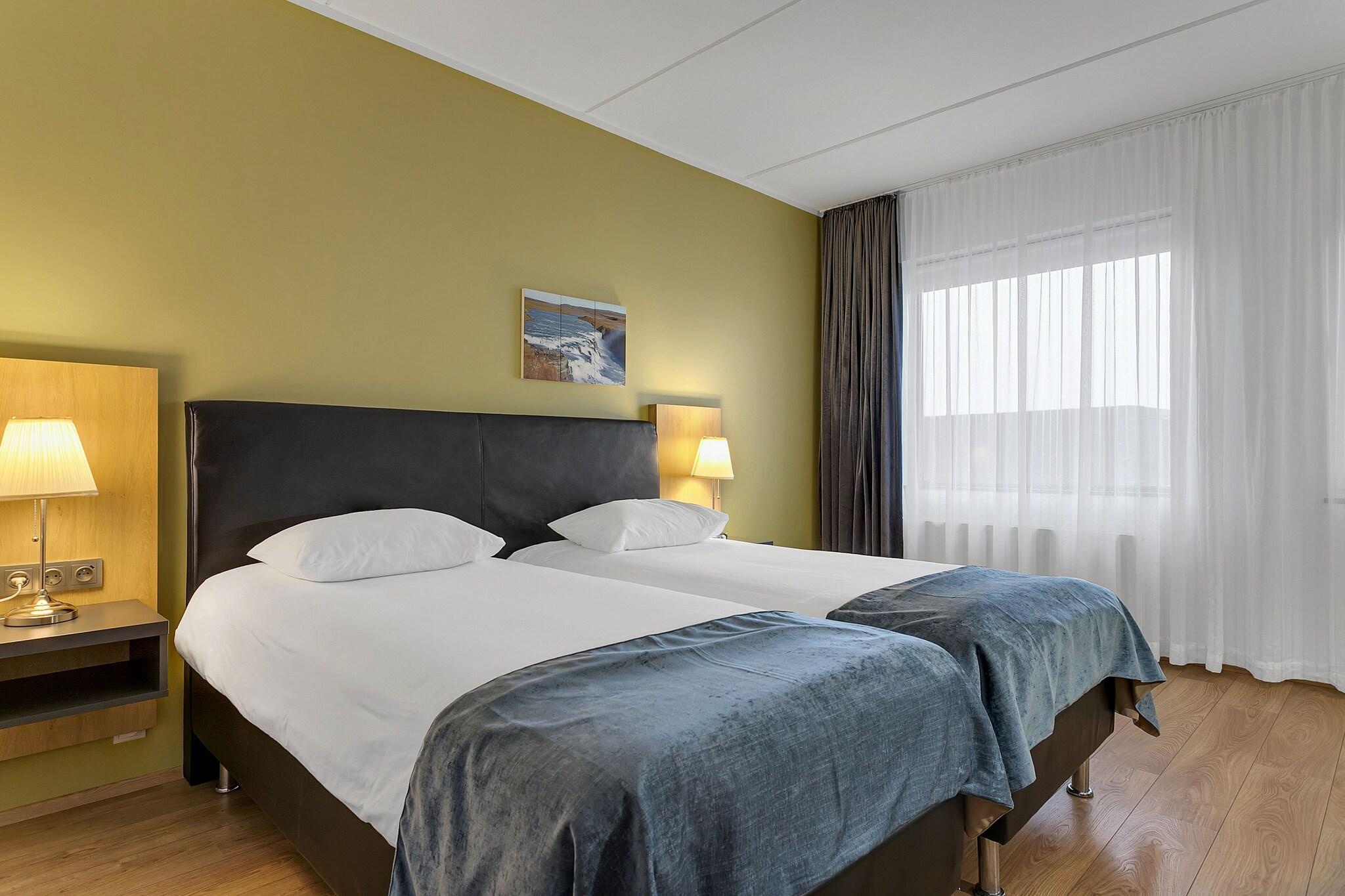 Double or Twin Queen Size Bed