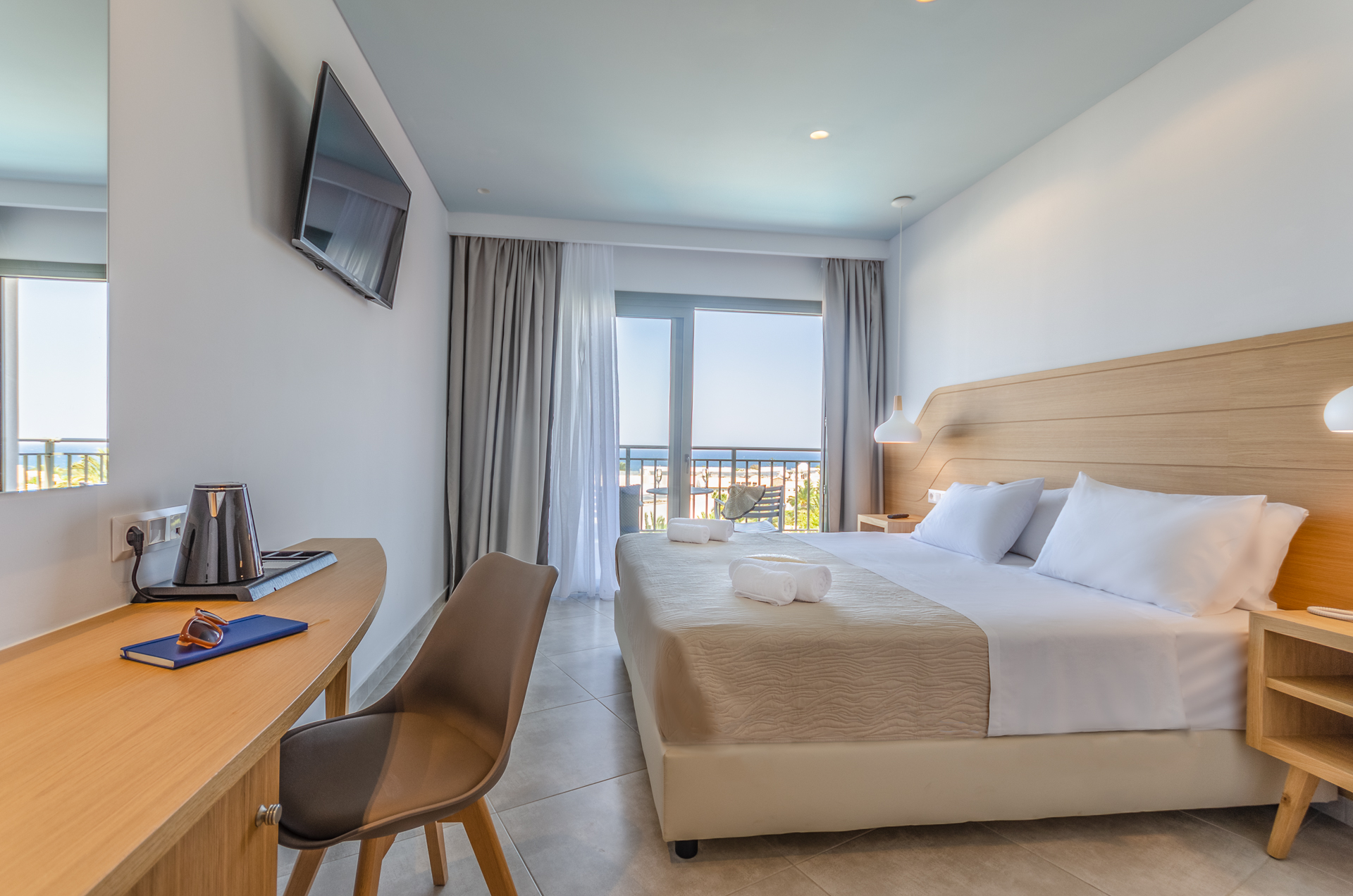 Double or Twin Superior Sea View