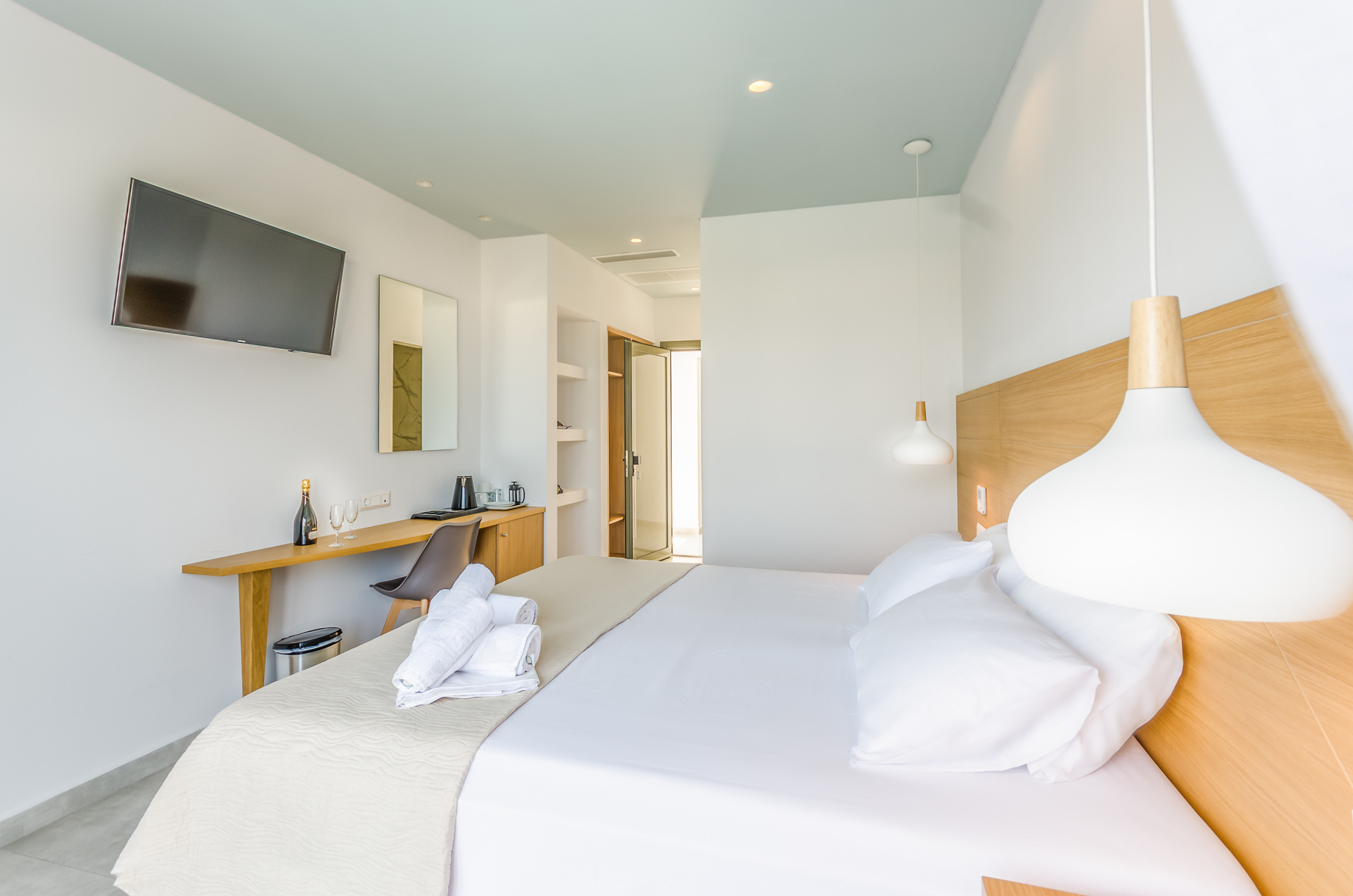 Double or Twin Superior Sea View