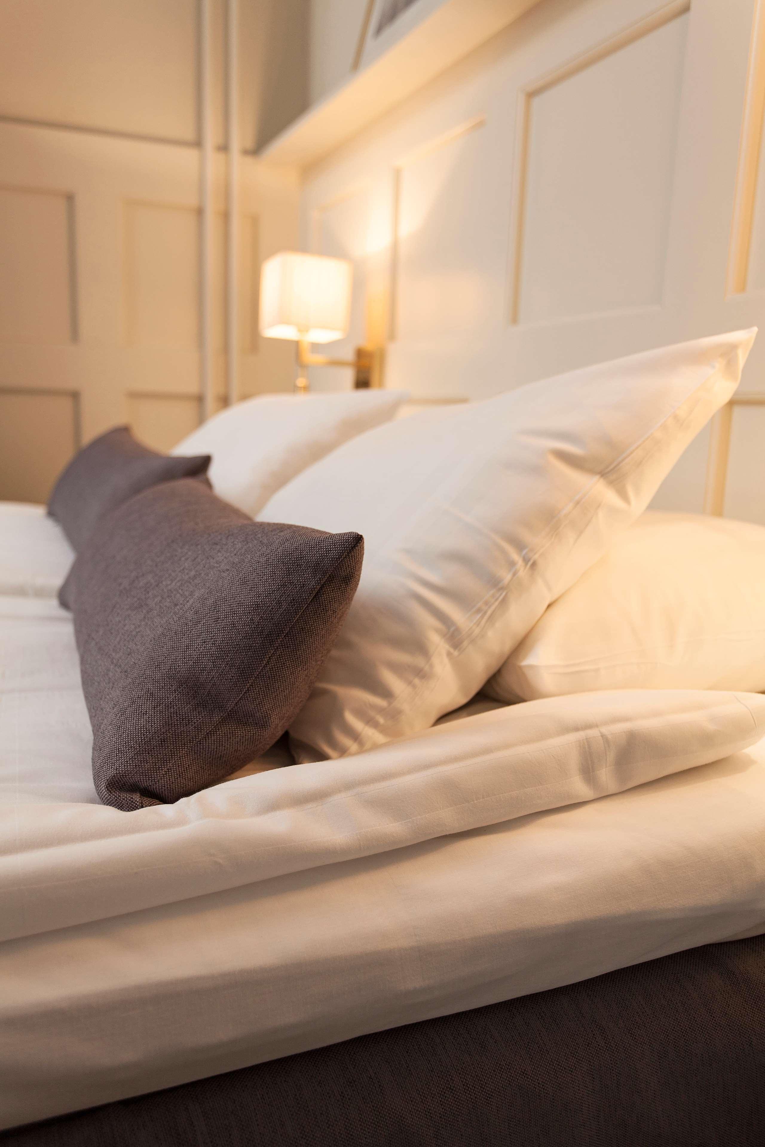 Double Queen Size Bed