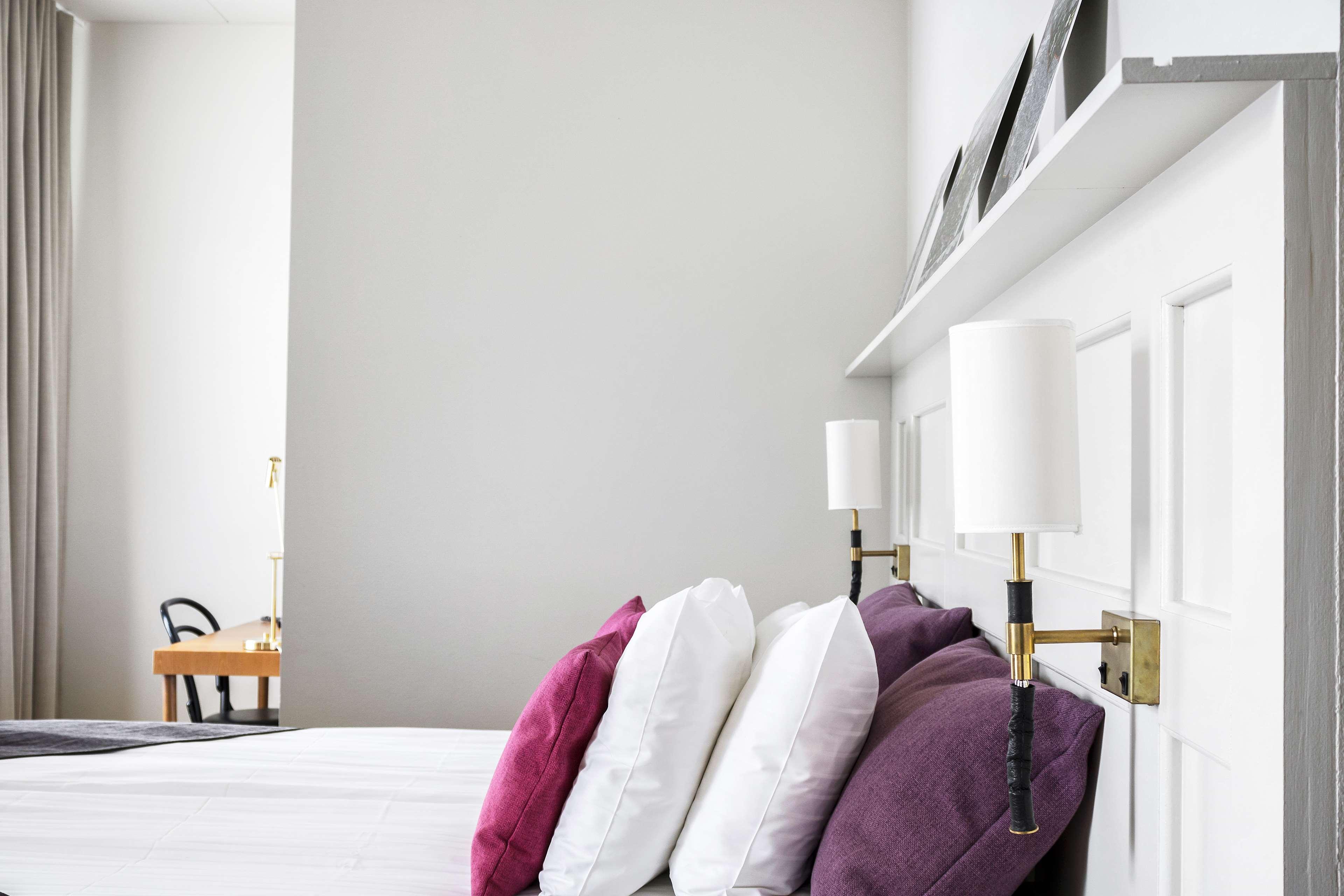 Double Queen Size Bed