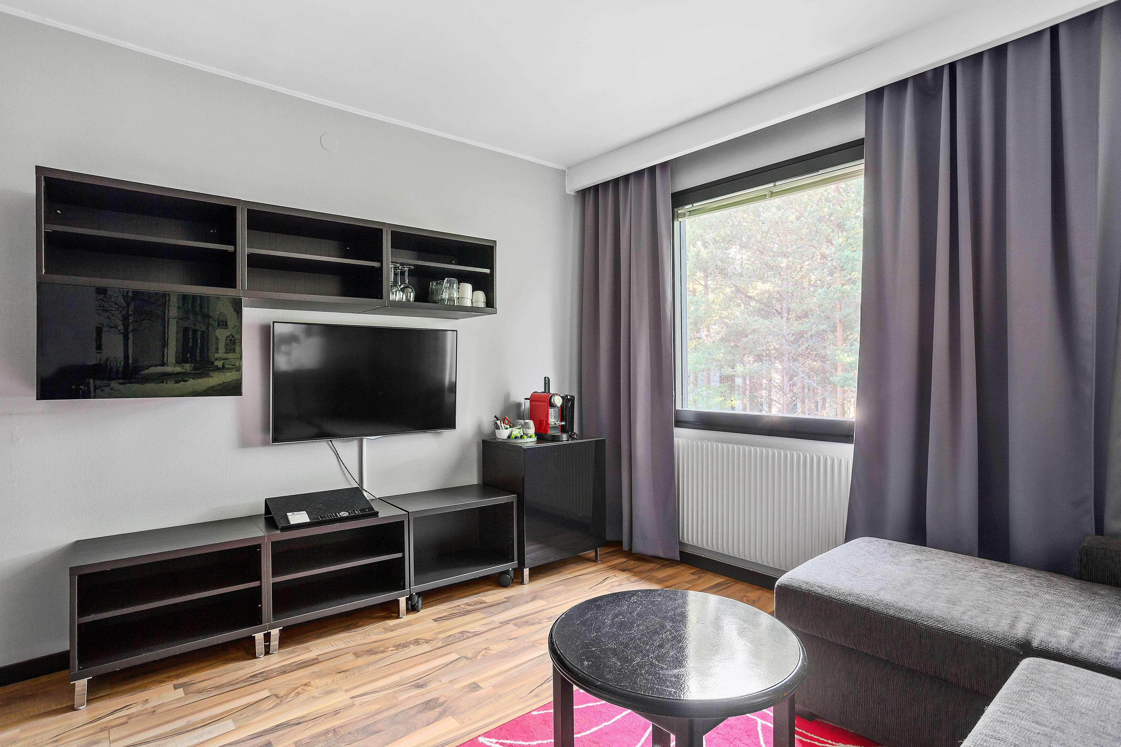 Suite King Bed Non Smoking