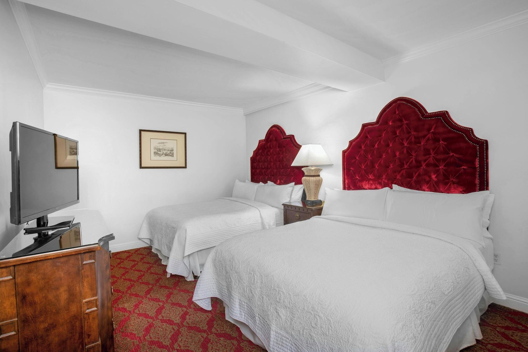 Quadruple Two Queen Beds