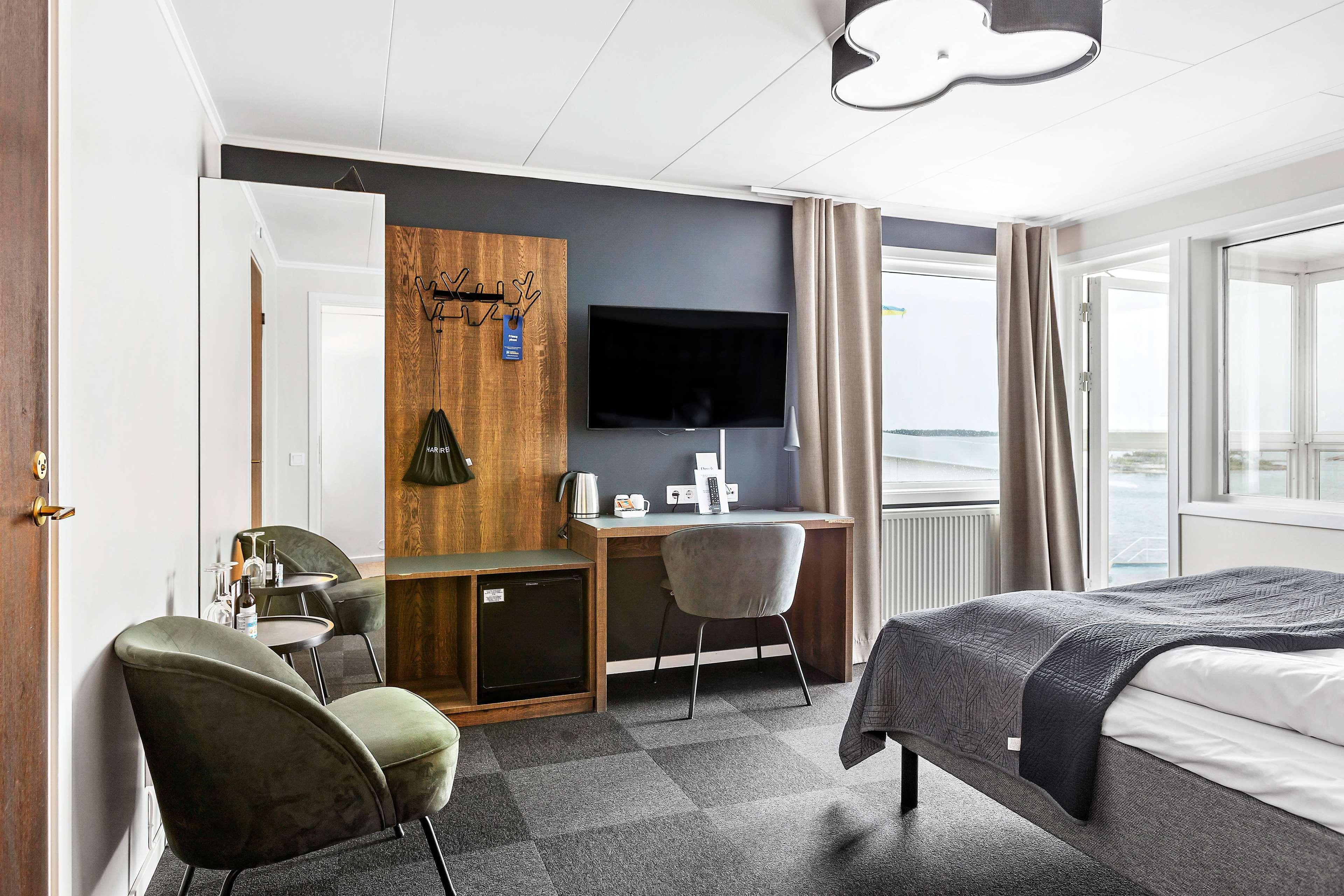 Double Queen Bed Non Smoking