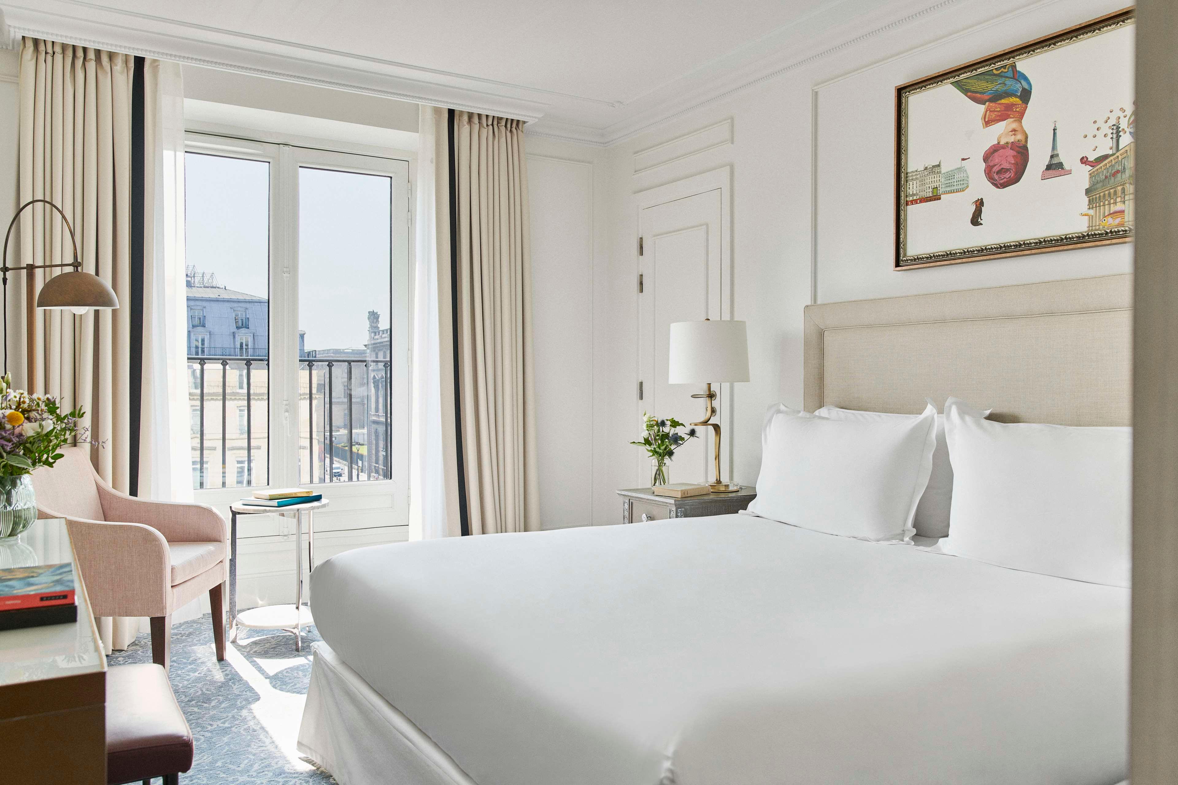 Room Deluxe King Bed