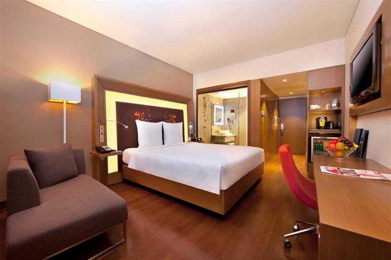 Double Premier King Bed