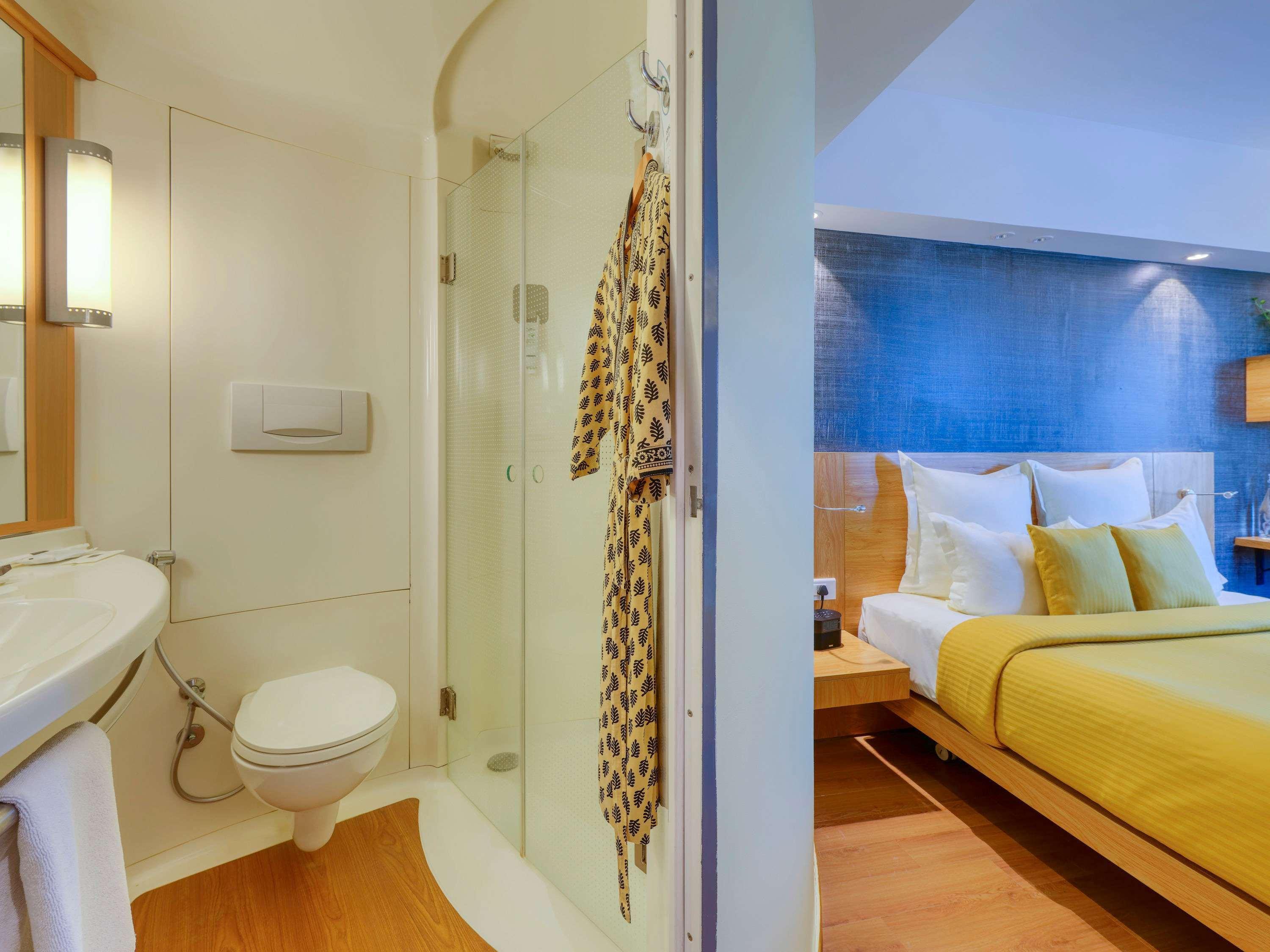 Double Premier Queen Bed