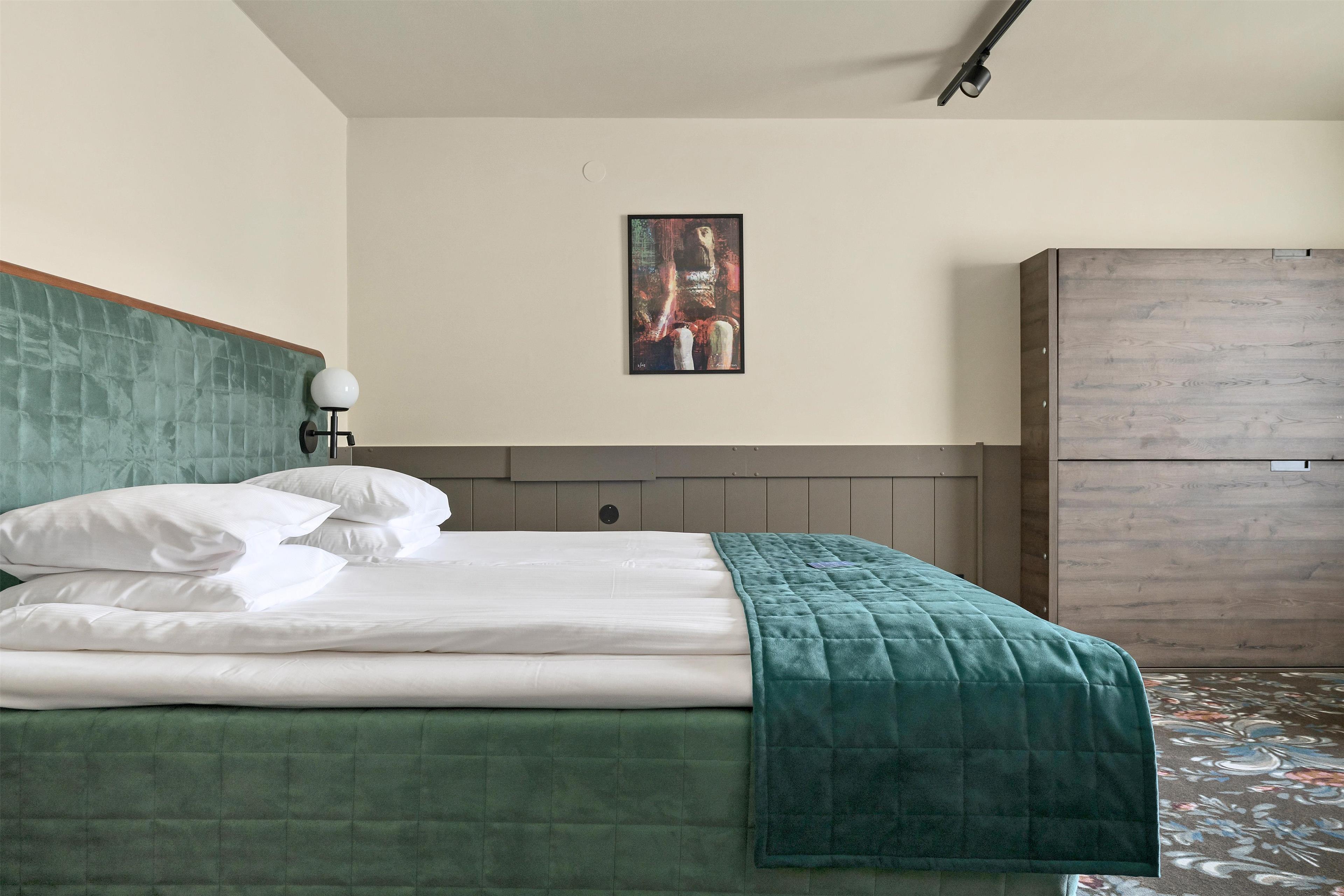 Family Room Capacity 4