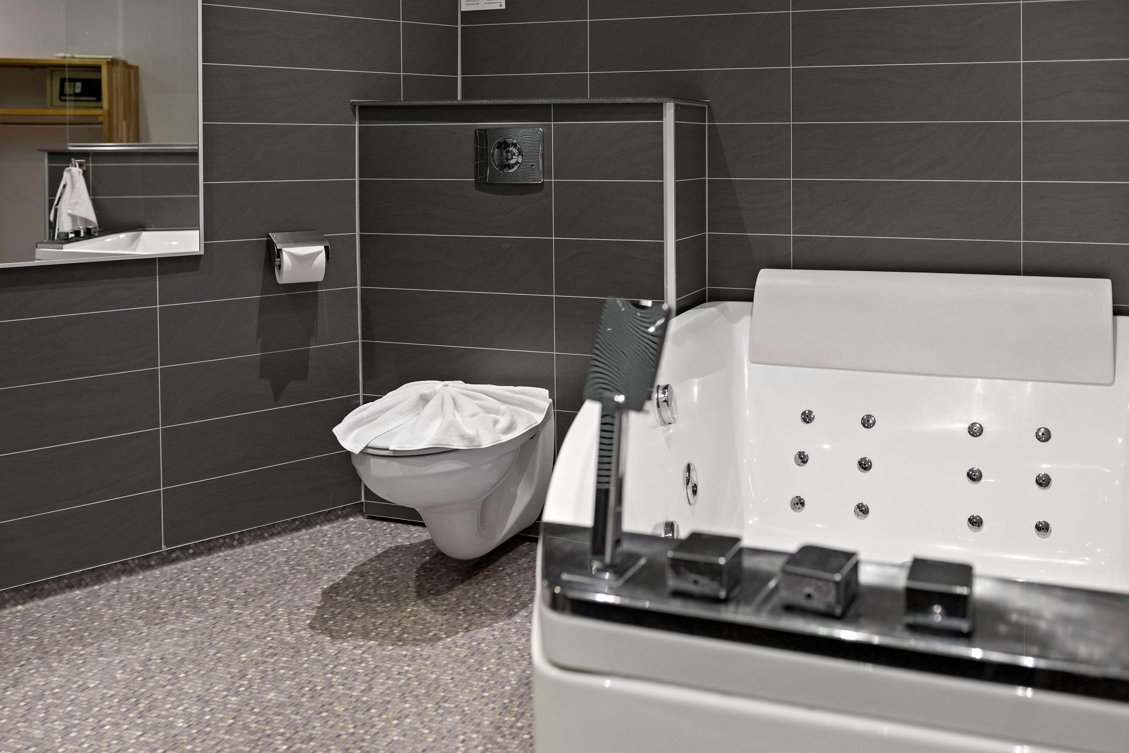 Suite with Double Bed